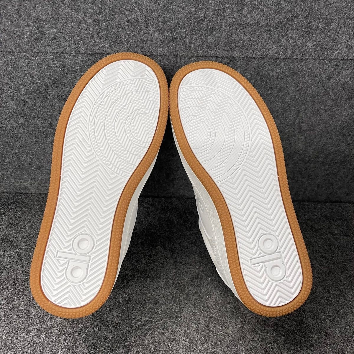 ALO YOGA Alo Recovery Mode Sneakers Unisex Size M6.5/W8 White