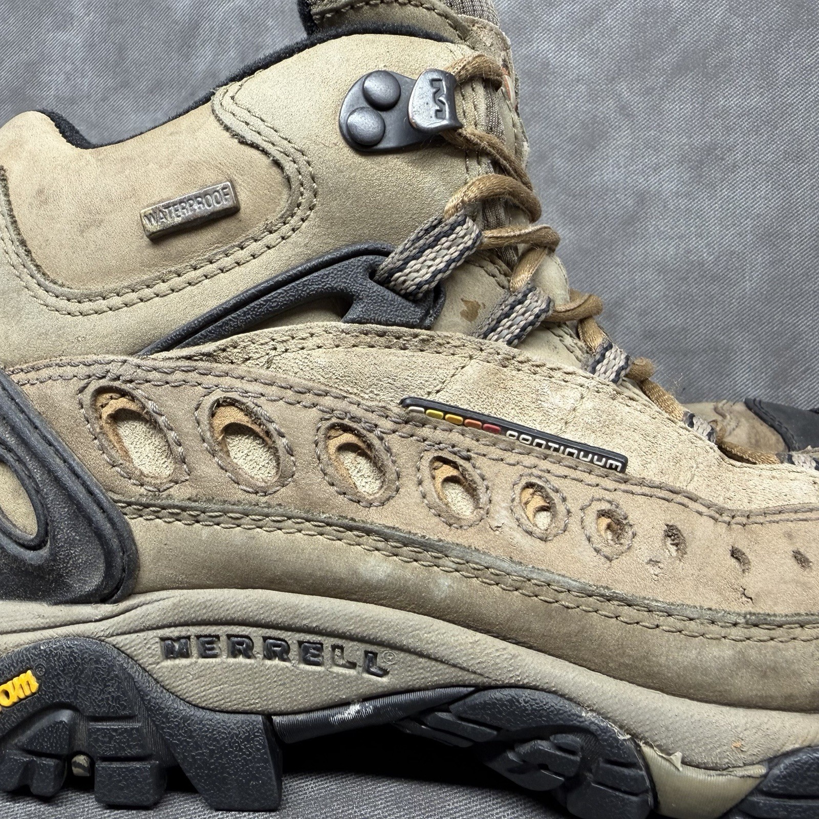 Merrell Pulse II Mid Brown and Gray, Goretex, Vibram Hiking Boots Women’s 8