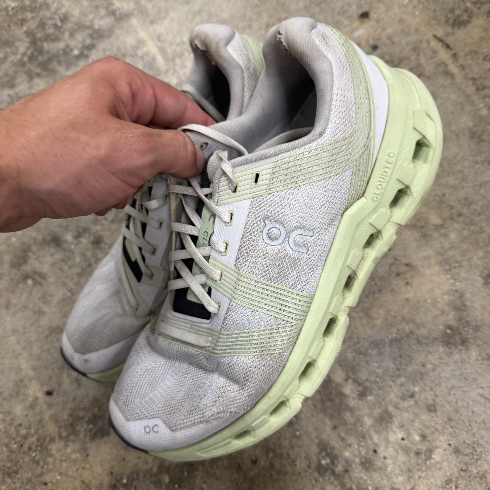 *HEAVY DISTRESS* On Cloudgo Gray Green Trainer Running Shoes Womens Size 8.5