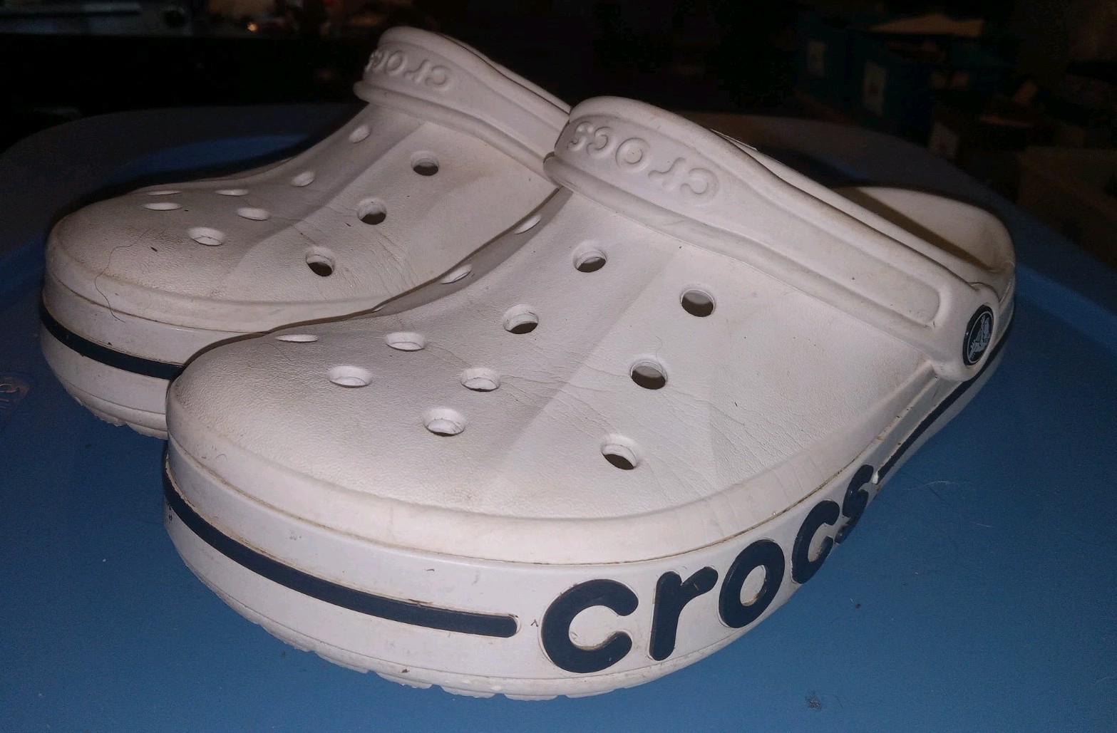 Crocs Adult Bayaband Clogs Unisex W9 M7 Navy Blue & White Sandals
