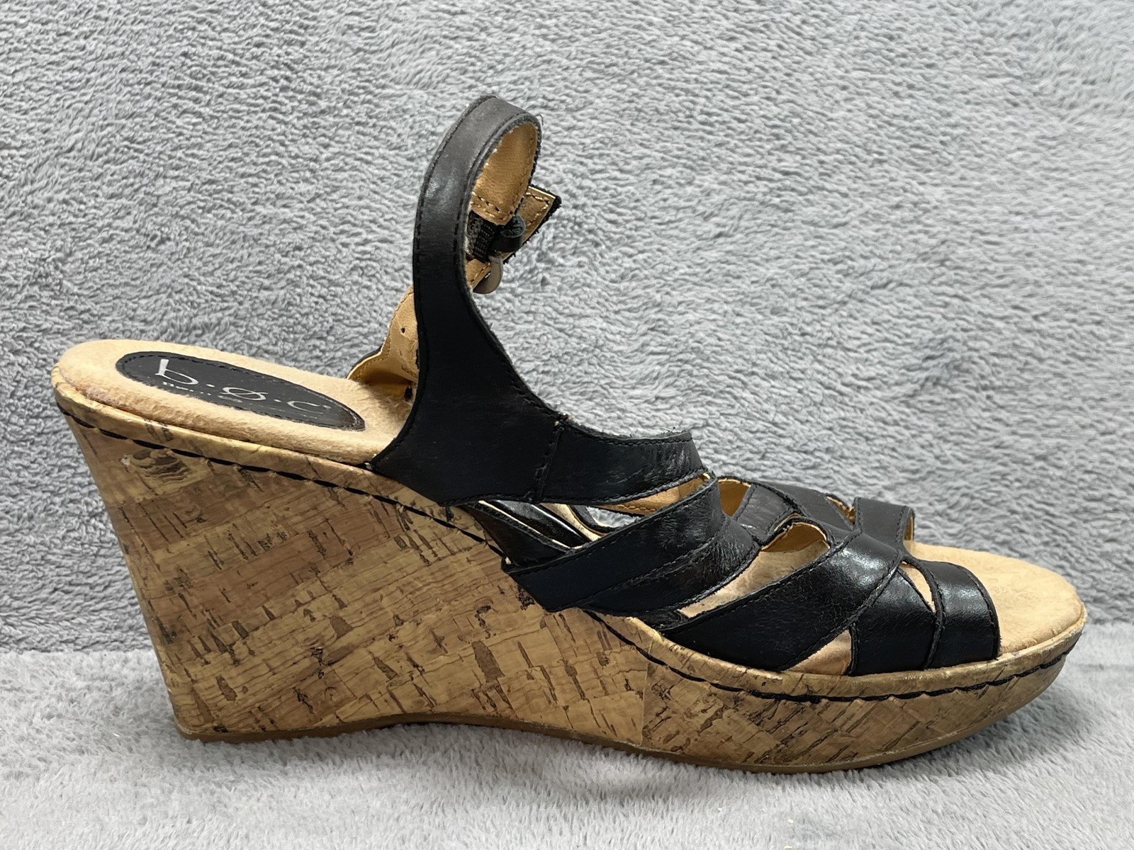 B.o.c Sandals Womens Size 9 Black Faux Leather Strappy Wedge Platform C67403