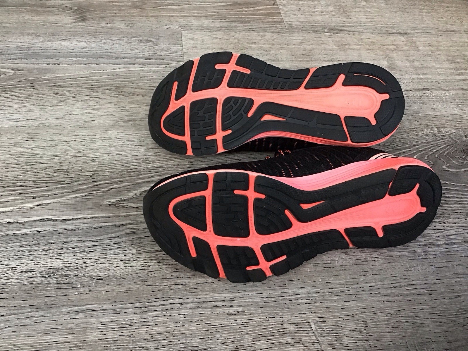 ASICS DynaFlyte 3 Womens Size 8 Flash Black Coral Athletic Sneakers 1012A002