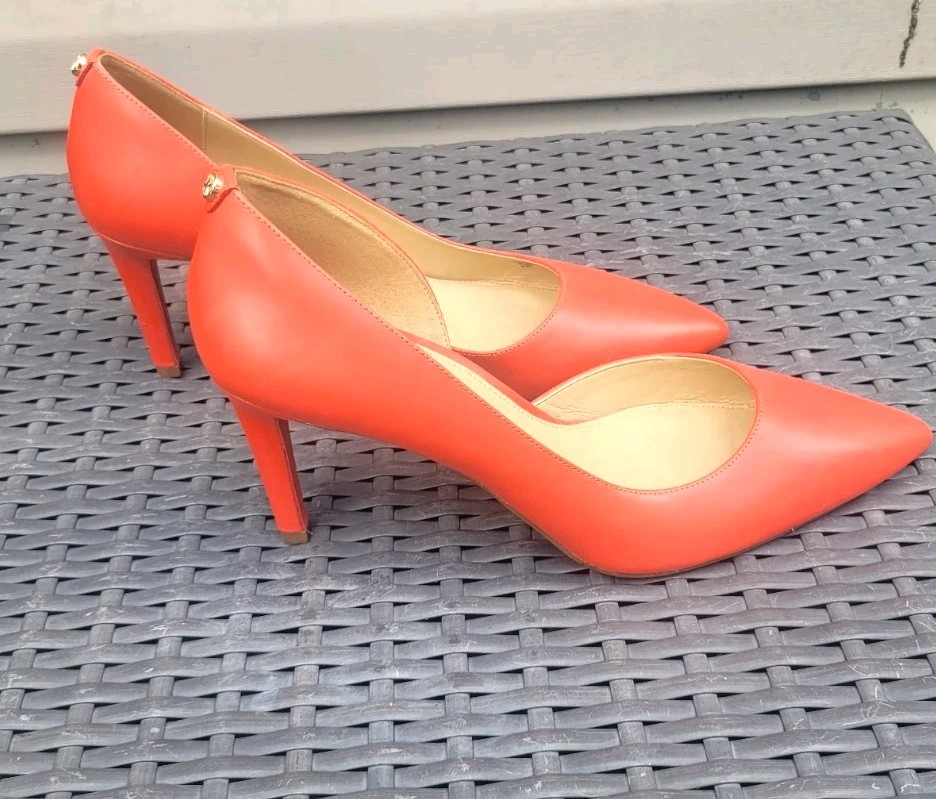 MICHAEL KORS $138 Corral Pointed Leather 3.5 in Heel’s Sz 9.5