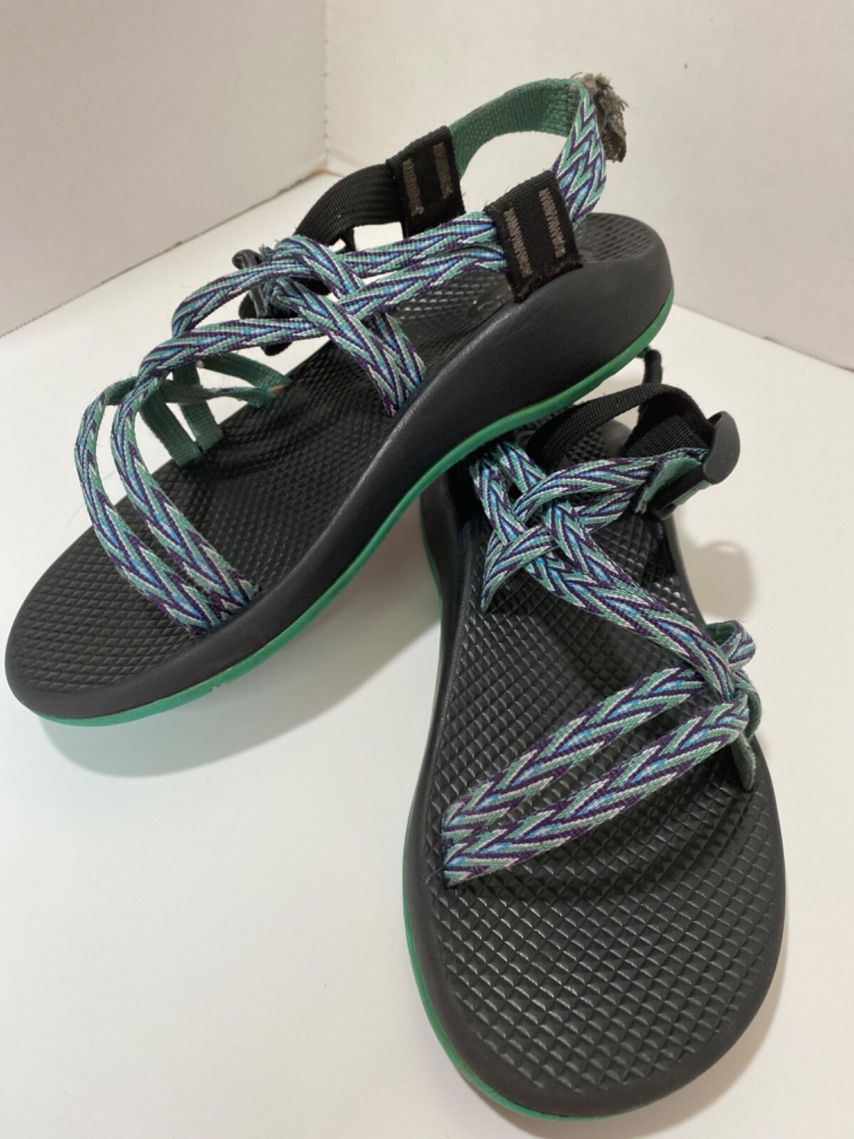Chaco classic strap sports sandals Womans sz 5 purple/ mint green water shoes