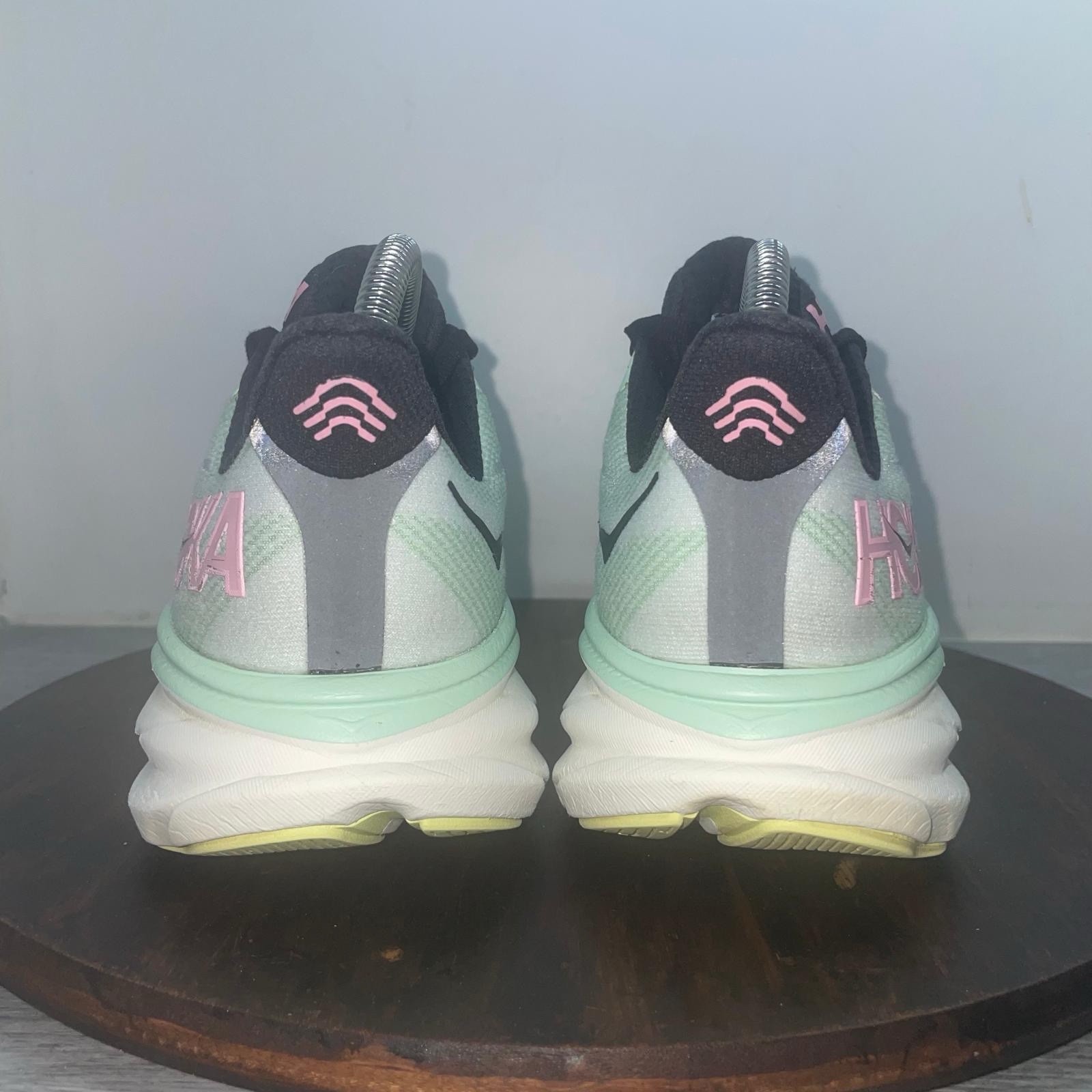 Hoka Clifton 9 Shoes Womens 8 Medium B Mint Fluorite Snow Melt 1127896 MNW