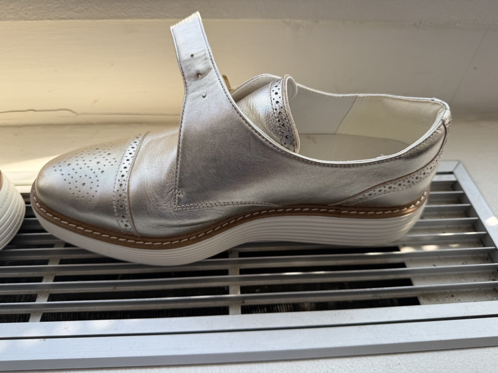 Cole Haan Women’s Original Grand Platform Monk Strap Oxfords Soft Gold Size 9B