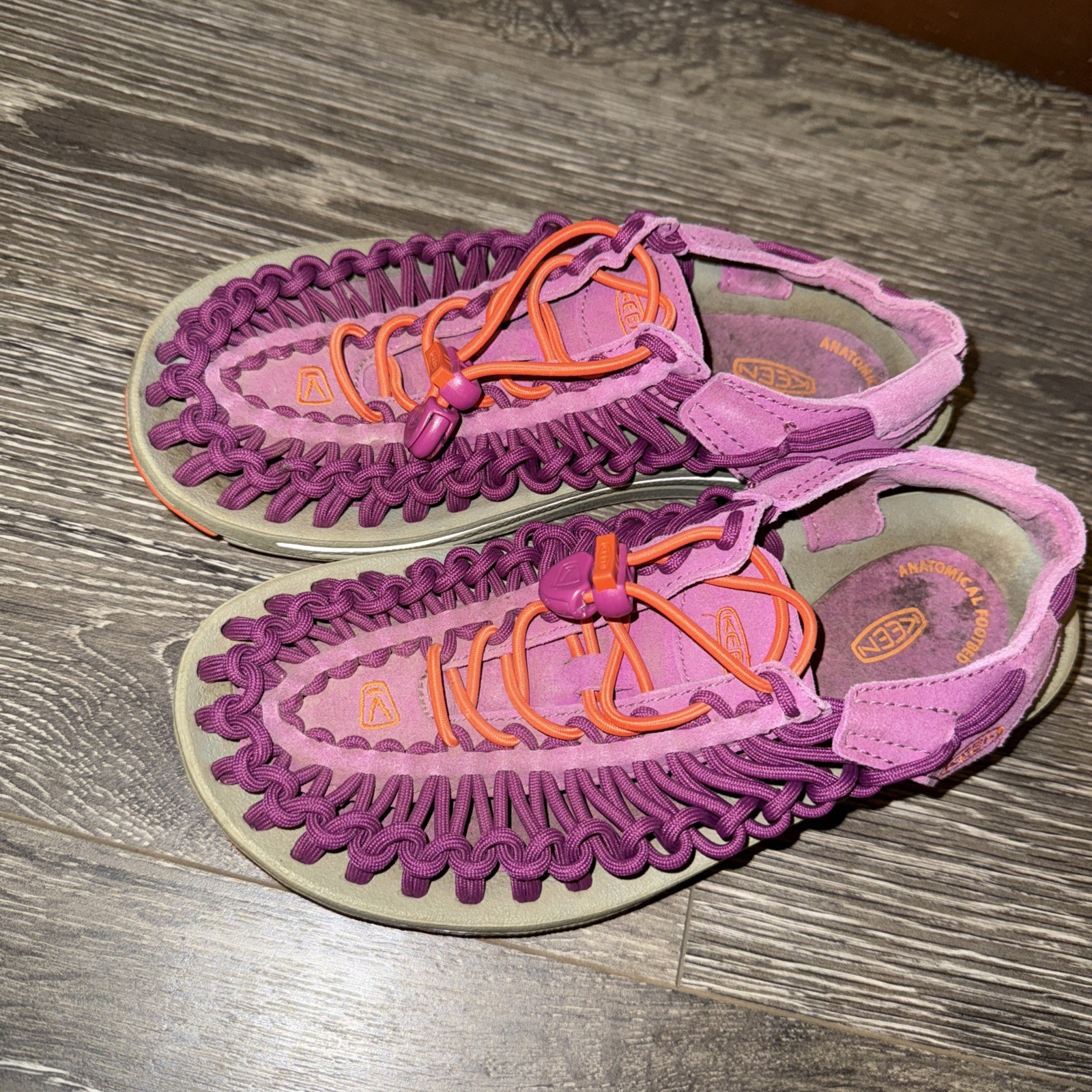 Keen Women’s Uneek 8MM Rock Sandals Magenta Pink / Orange Size 5.5