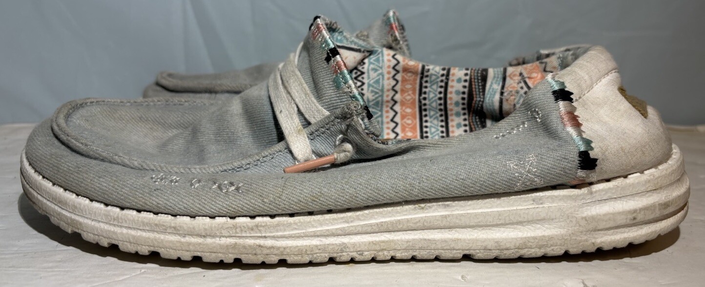 Hey Dude Wendy Boho Light Denim Slip On Shoes Sneakers Women Size 10 Blue