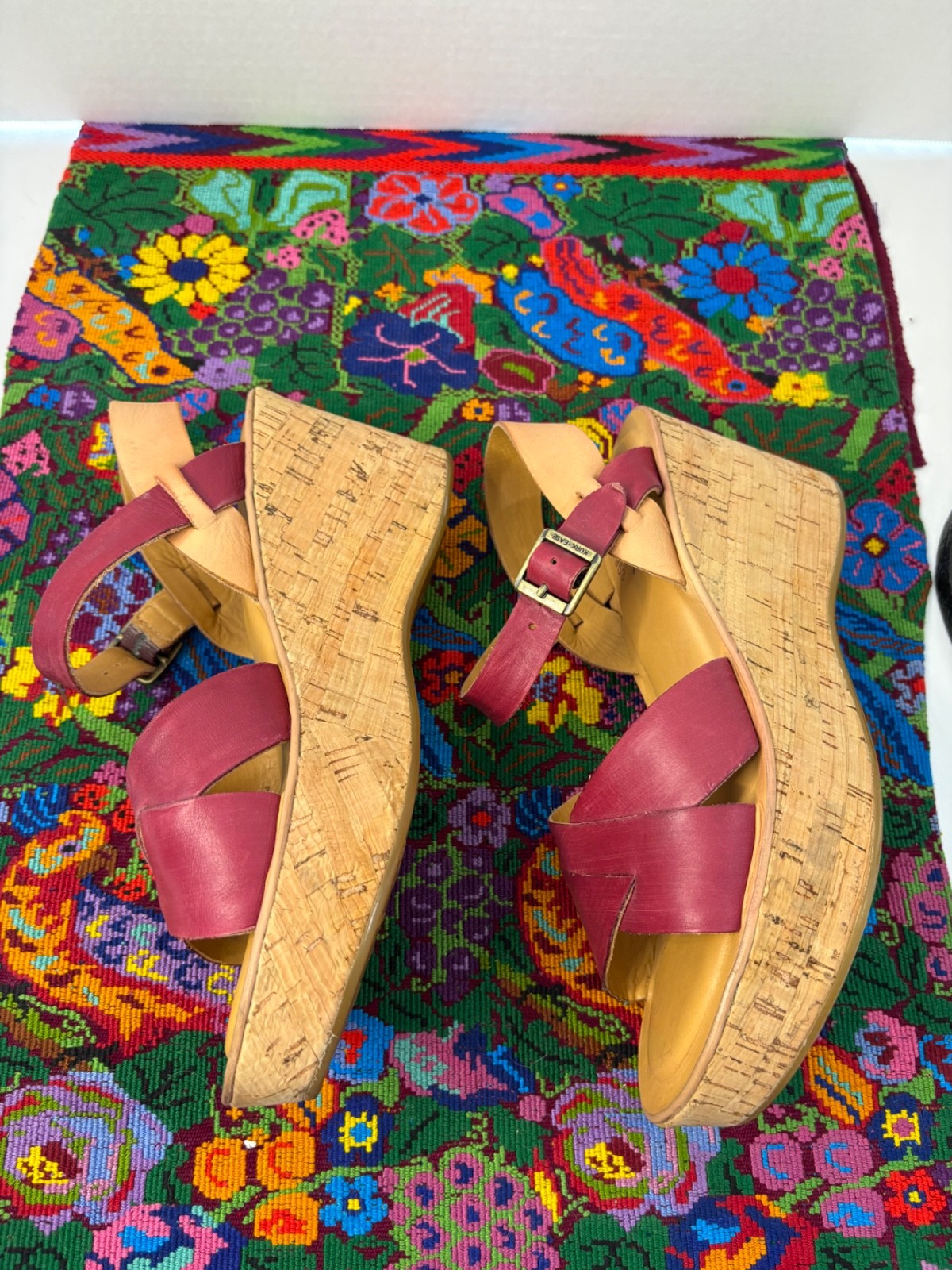 Cork-Ease Cork Platform Sandal Maroon Leather w/Buckle Ankle Strap SZ 8/39 EUC