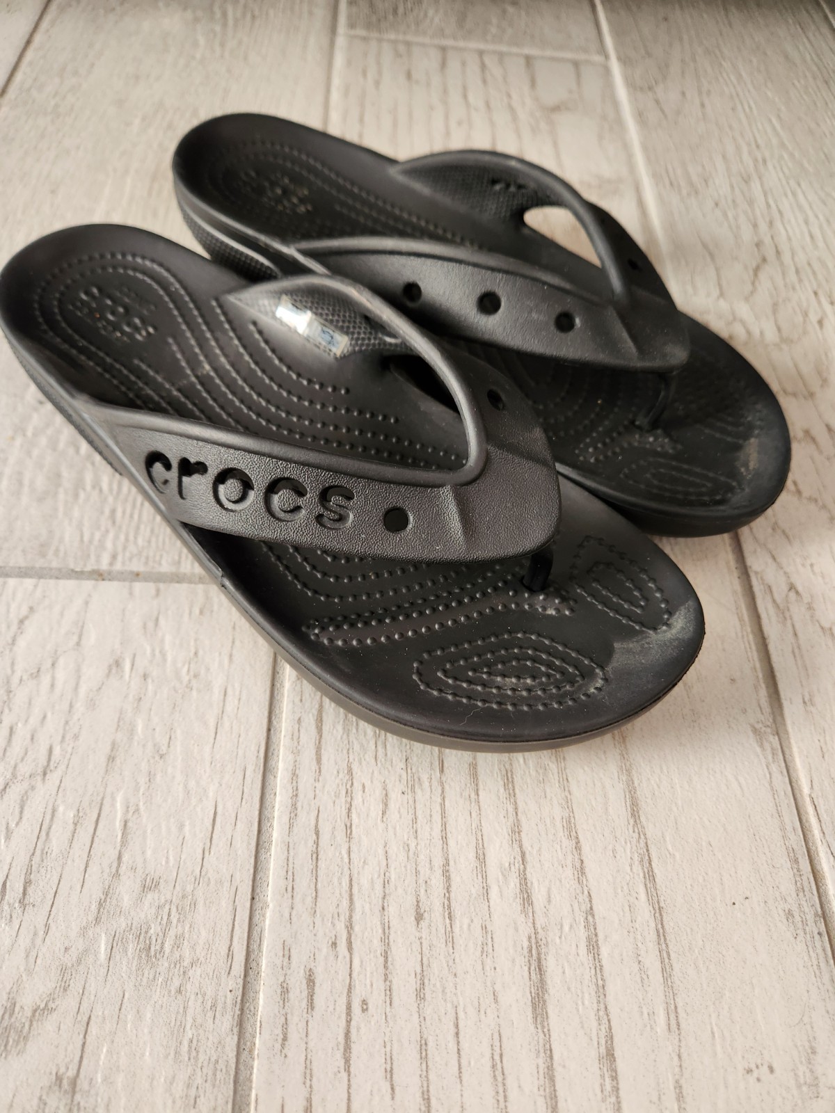 Crocs Baya Flip Flops Women Size 8 Black Casual Sandal Thong 208192 EUC
