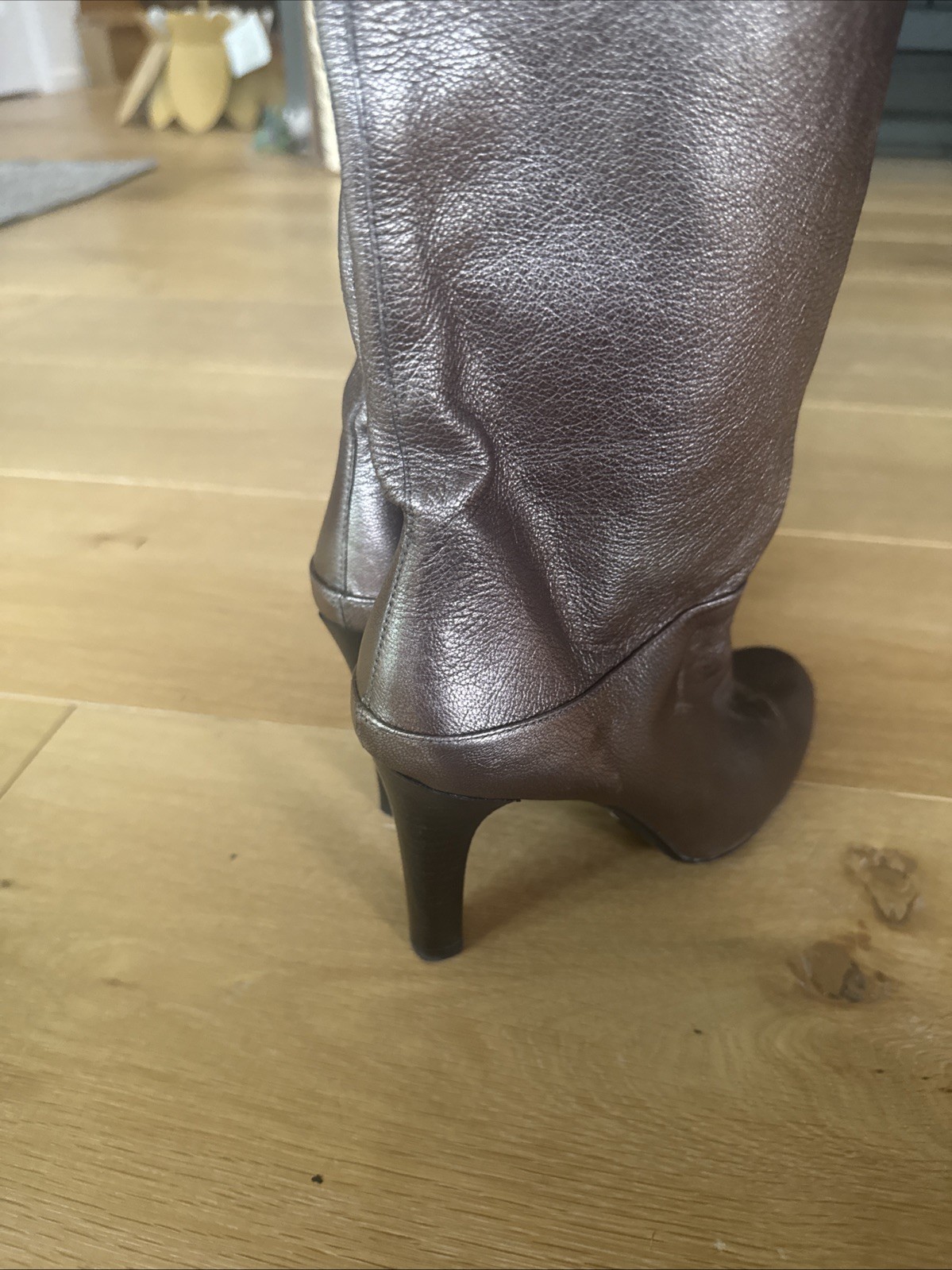 Stuart Weitzman Russell & Bromley Knee High Boots BRONZE US 6.5
