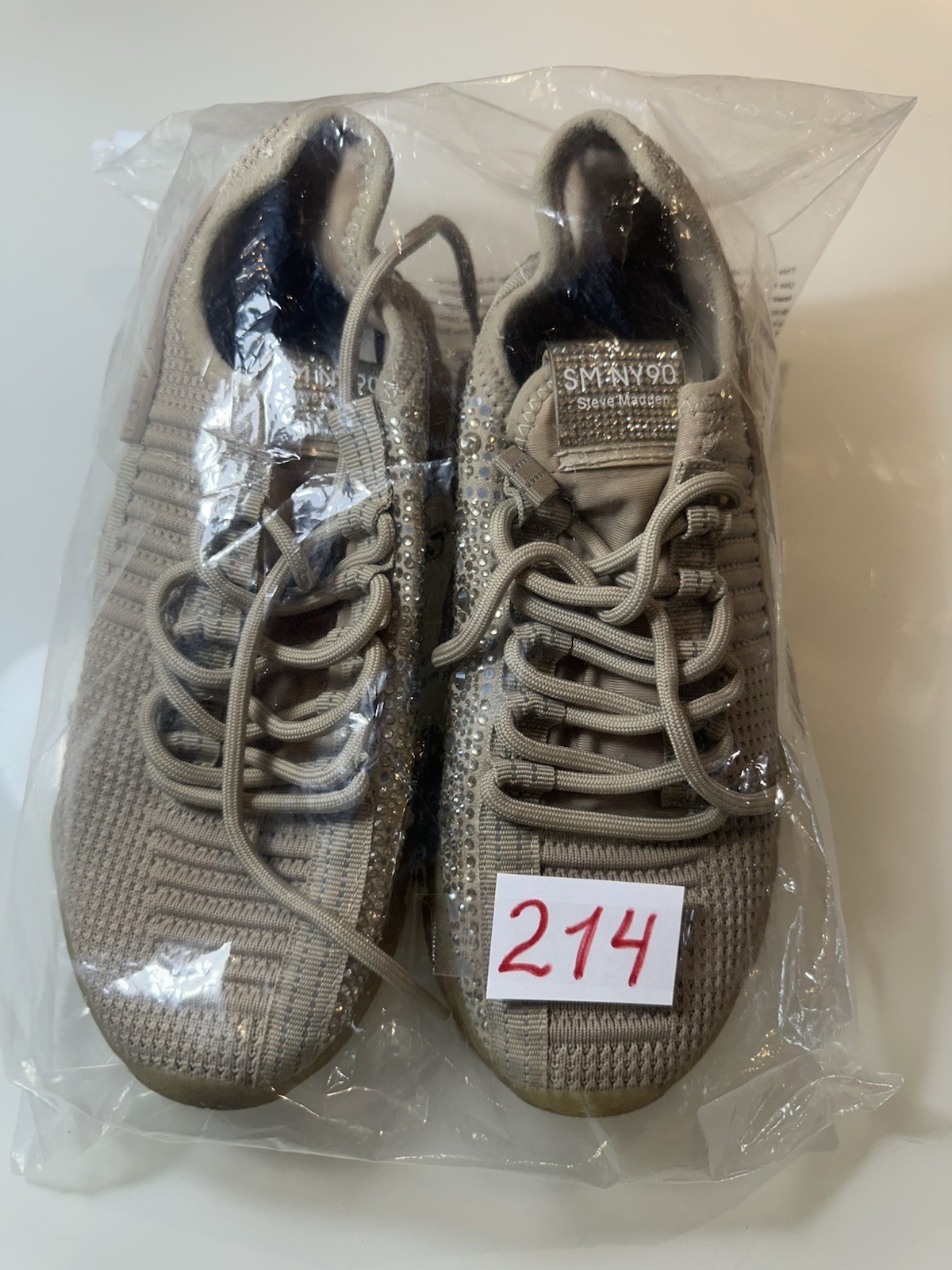 Steve Madden SM NY90 Sneakers Beige Rhinestone Breathable Womens Sz 7.5