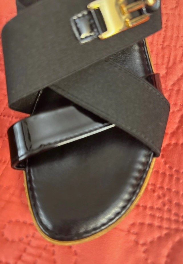 Italian Shoemakers Womens 6.5 Black Wedge Sandals Strappy Slip-On Buckle