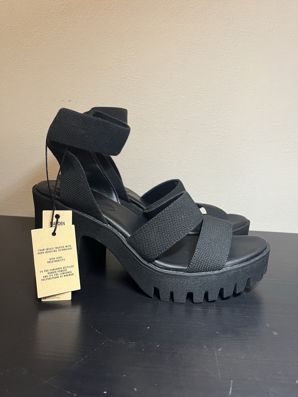 Madden NYC Lug Webbed Heel Sandal Black Women’s 10
