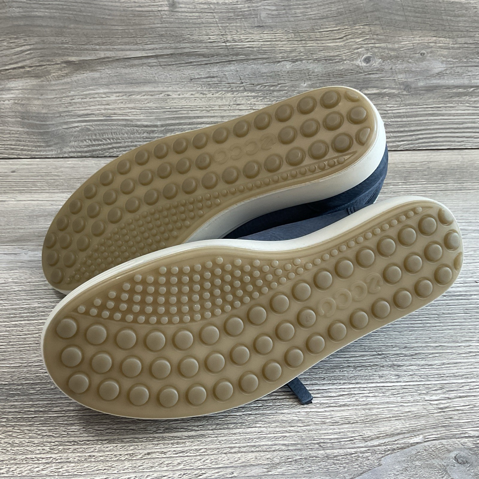 ECCO Soft 7 Low Bootie Side Zip Marine Blue Sneaker Women’s EU 37/ US 6-6.5
