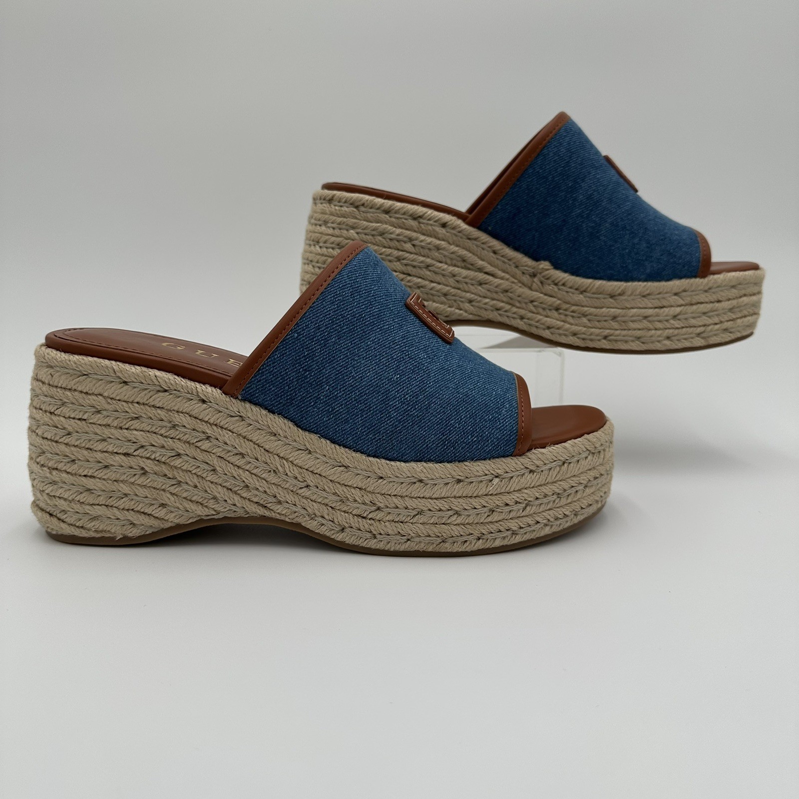 GUESS Womens GWZakki4 Denim Medium Blue 420 Wedge Sandals US 9 M NIB MSRP $99
