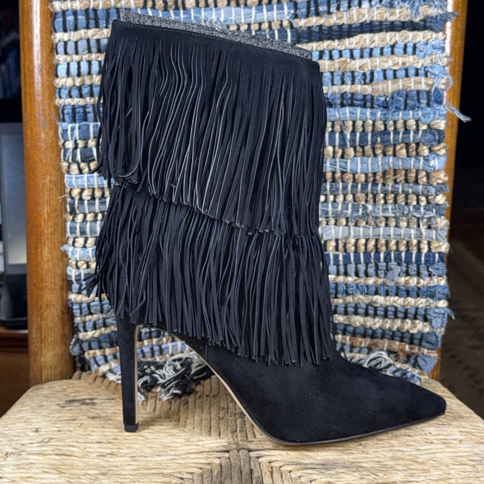 NWOB Excellent Sam Edelman Belinda Fringe Boots With Pointed Toes Side Zip SZ 9