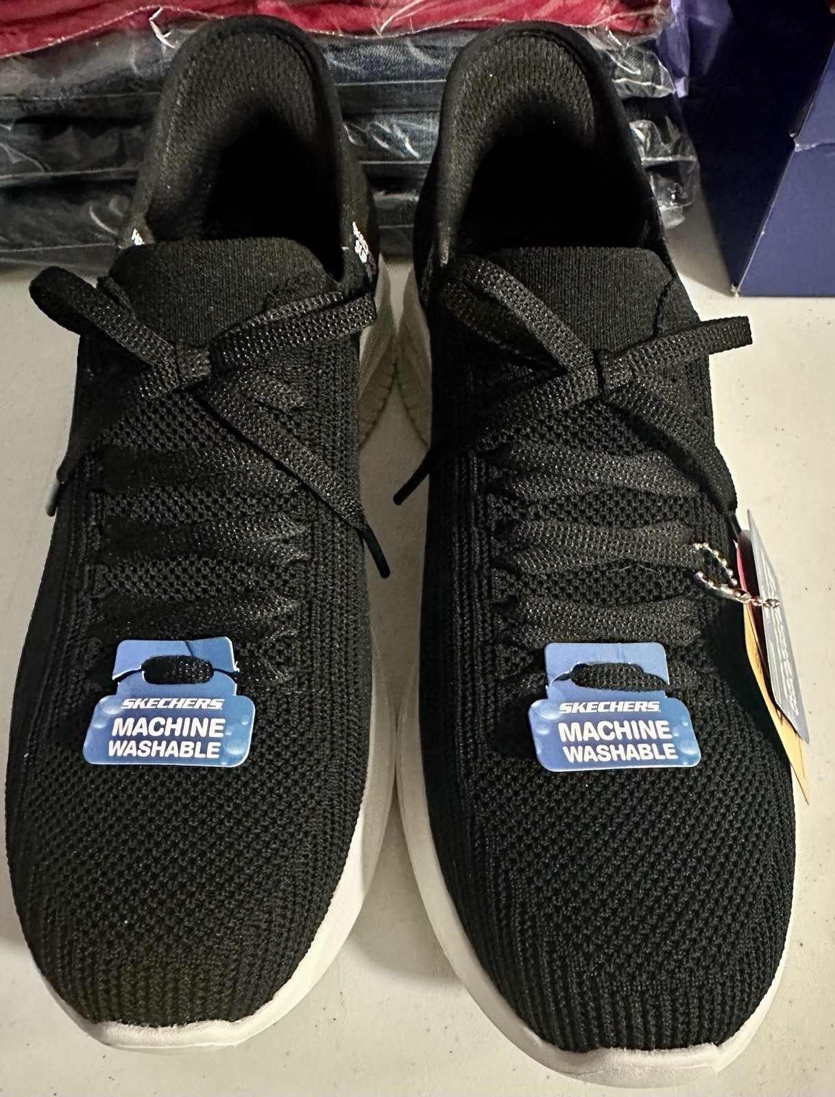 New With Box- Skechers Hand Free Slip-ins Air Cooled Memory Foam Insole-Size 9