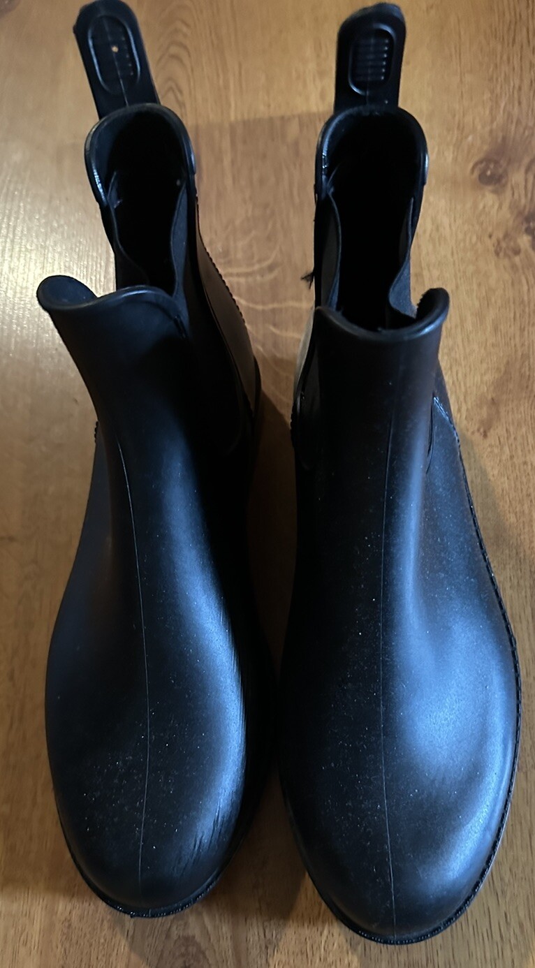 Black Rain boots Womens Size 6 New Short Ankle Shoes Winter Fall