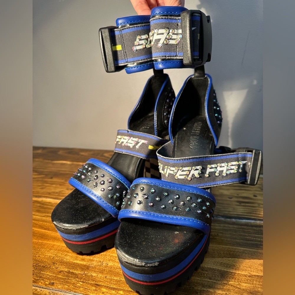 DOLLSKILL FINISH FIRST MOTO HEELS 7M