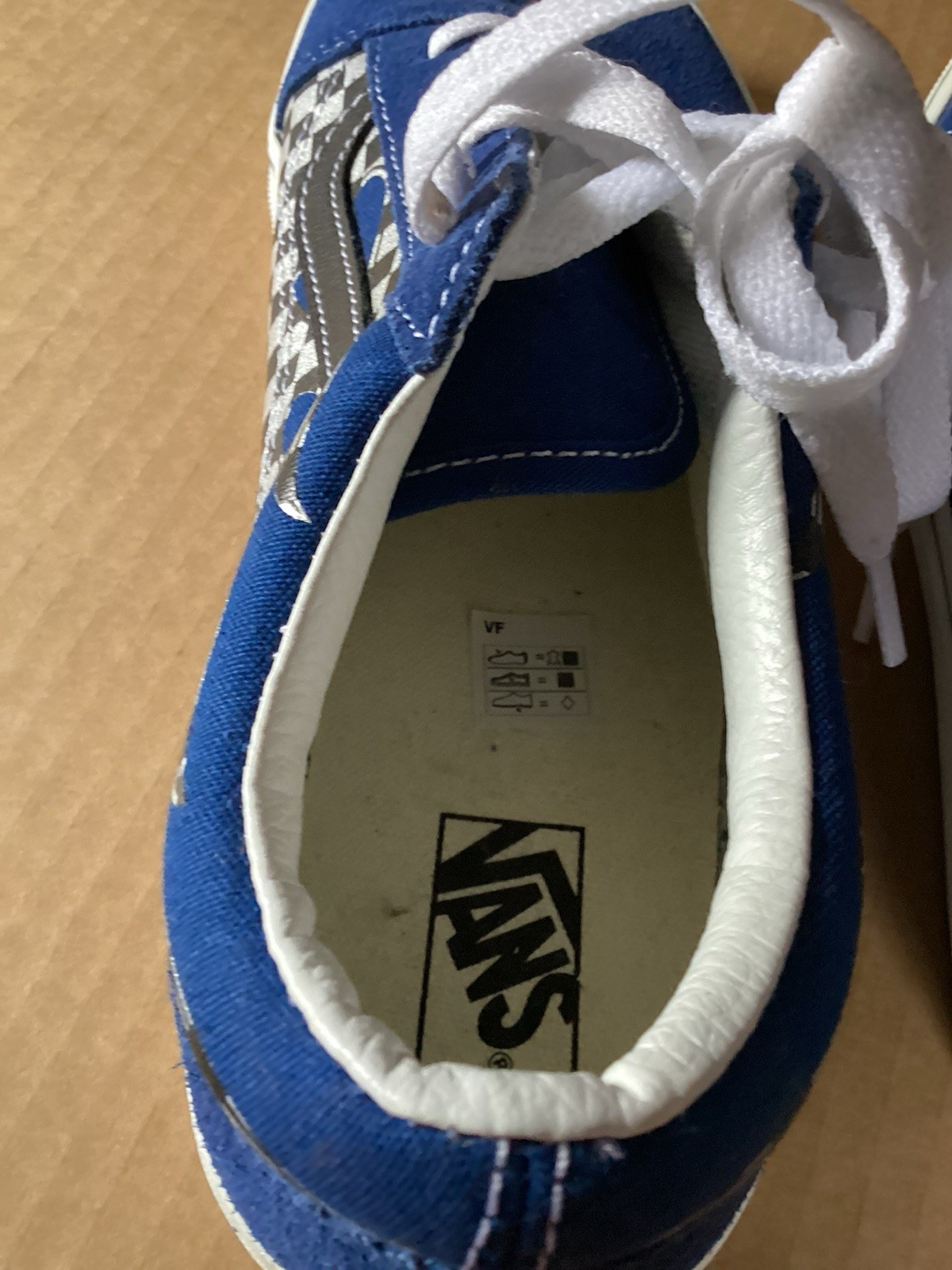 New Vans Pair of Sneakers -Off The Wall Teen/Juniors Size 6.5 Blue/White Checker