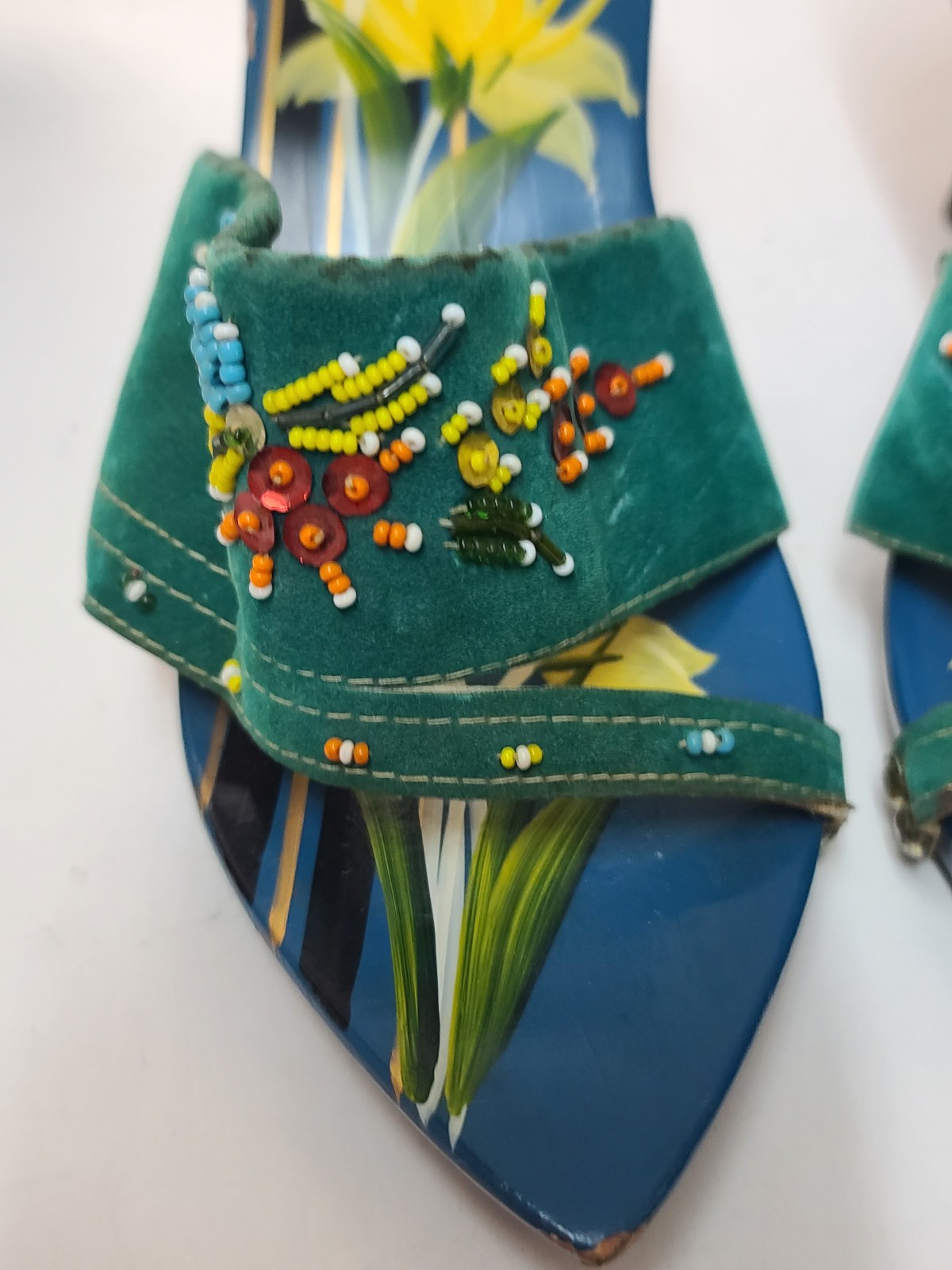 1950s Kim Thanh Saigon Blue Floral Beaded Pointed Toe Slip On Heels Size 7.5