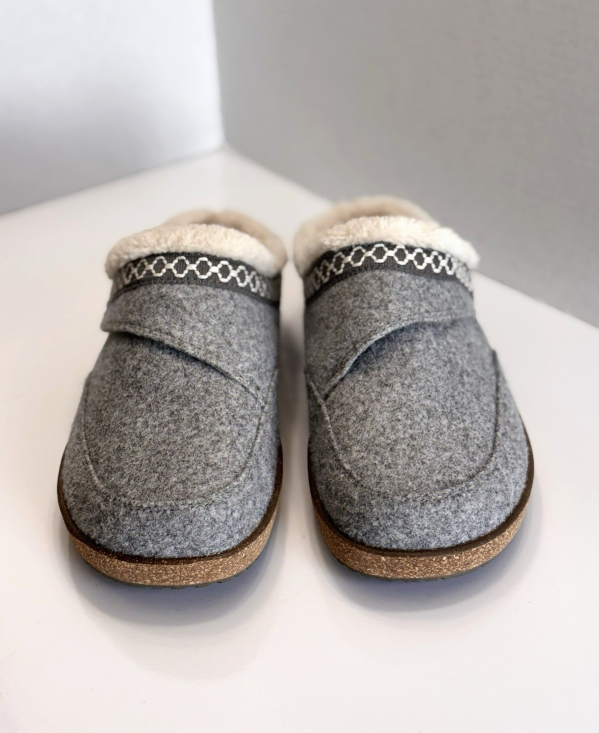 OrthoFeet Clara Orthopedic Adjustable Mule Women’s 9.5 Wide Grey Wedge Slippers