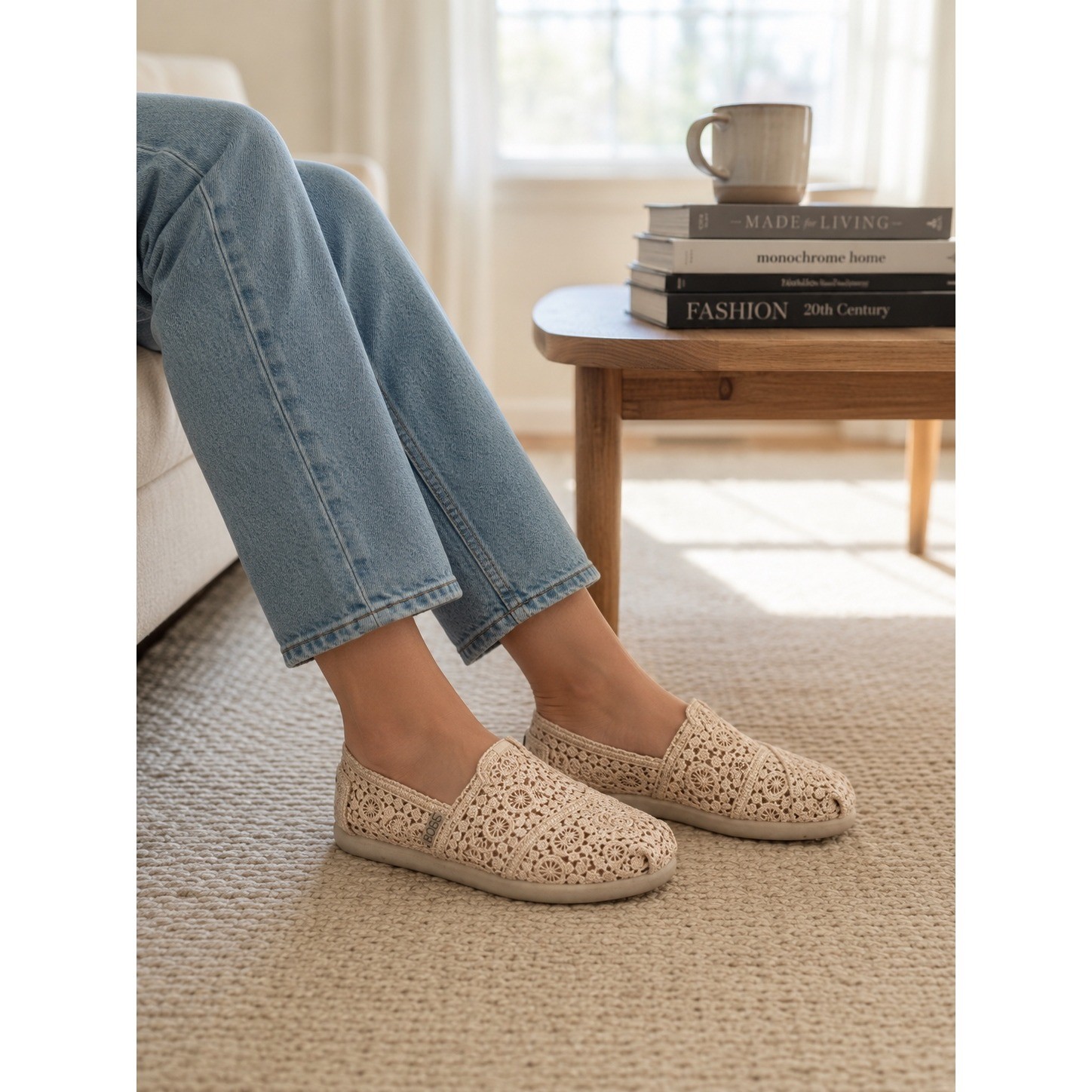Skechers BOBS Crochet Slip-On Flats Beige Memory Foam Cottagecore Size 7.5 Boho