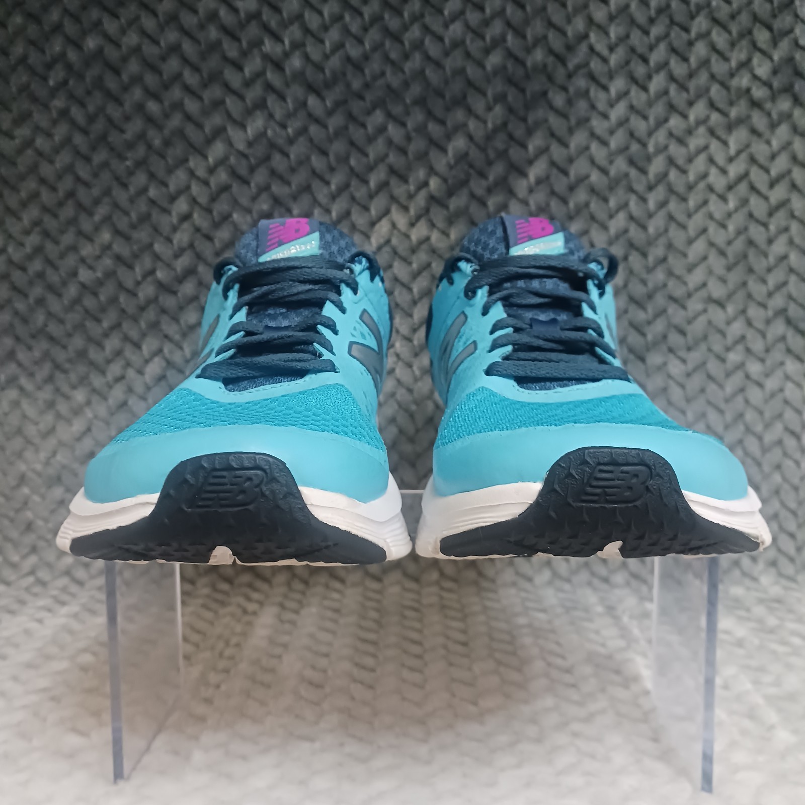New Balance 771 V2 Women’s Running Sneakers Shoes Aqua Blue Size 8.5