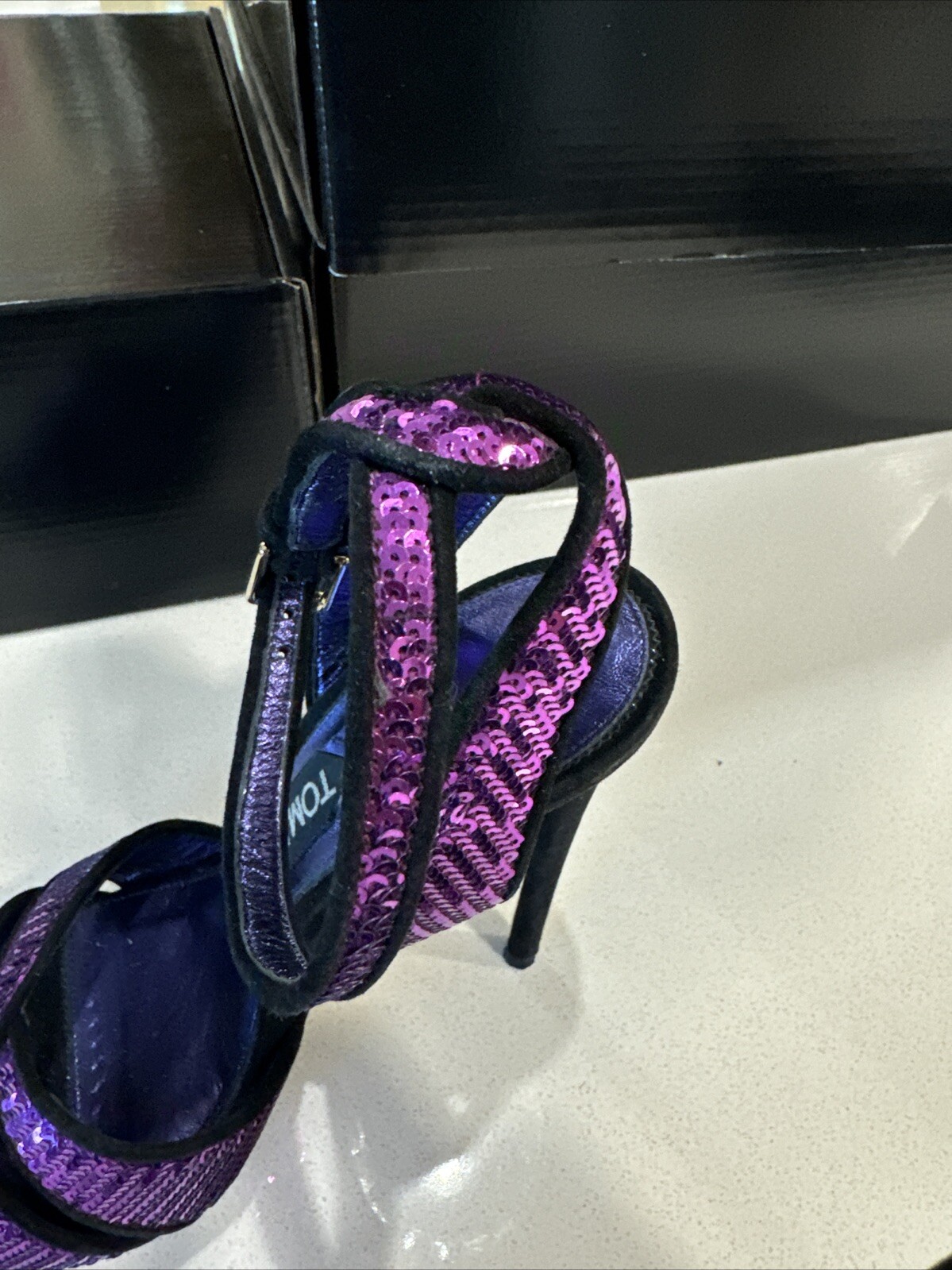 Tom Ford Pointy Toe Mauve Sandals sz 36