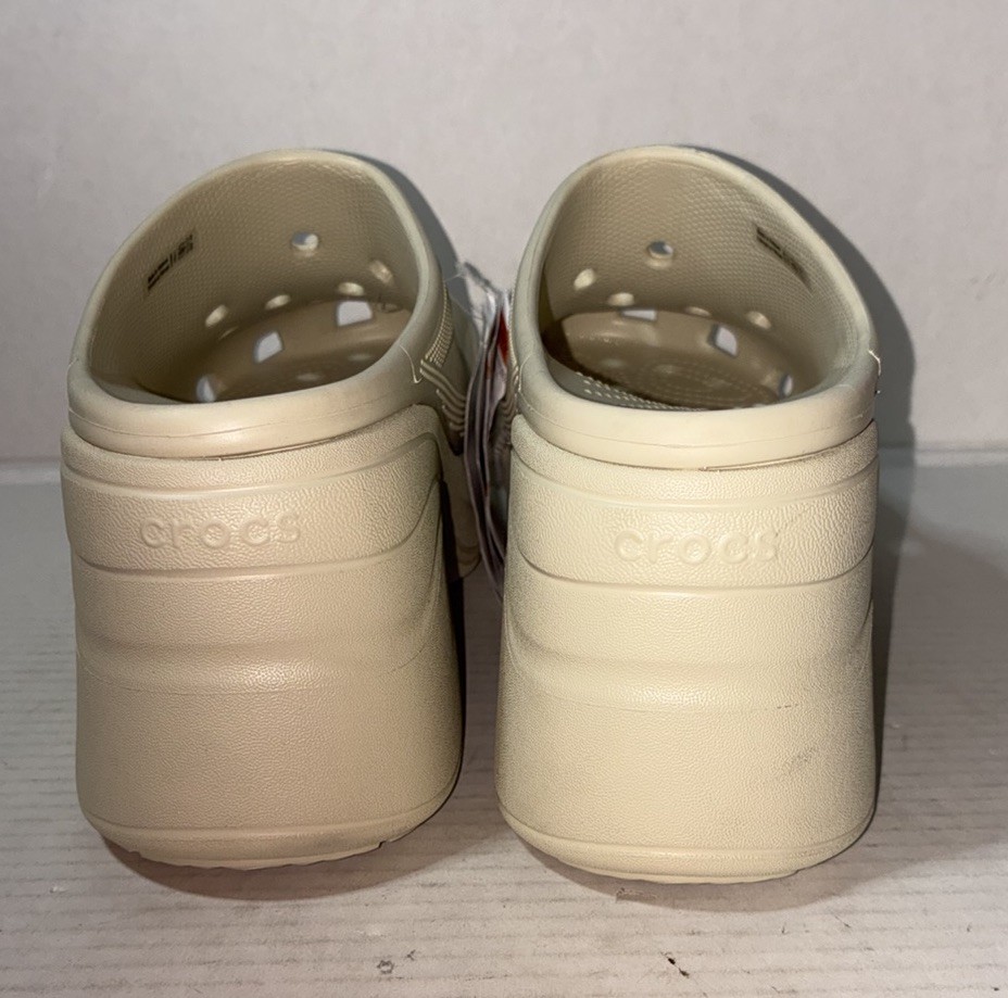 NWT CROC Siren Platform Clogs in Bone (off-white) Mens Sz 9/ Women’s Sz 11 Crocs