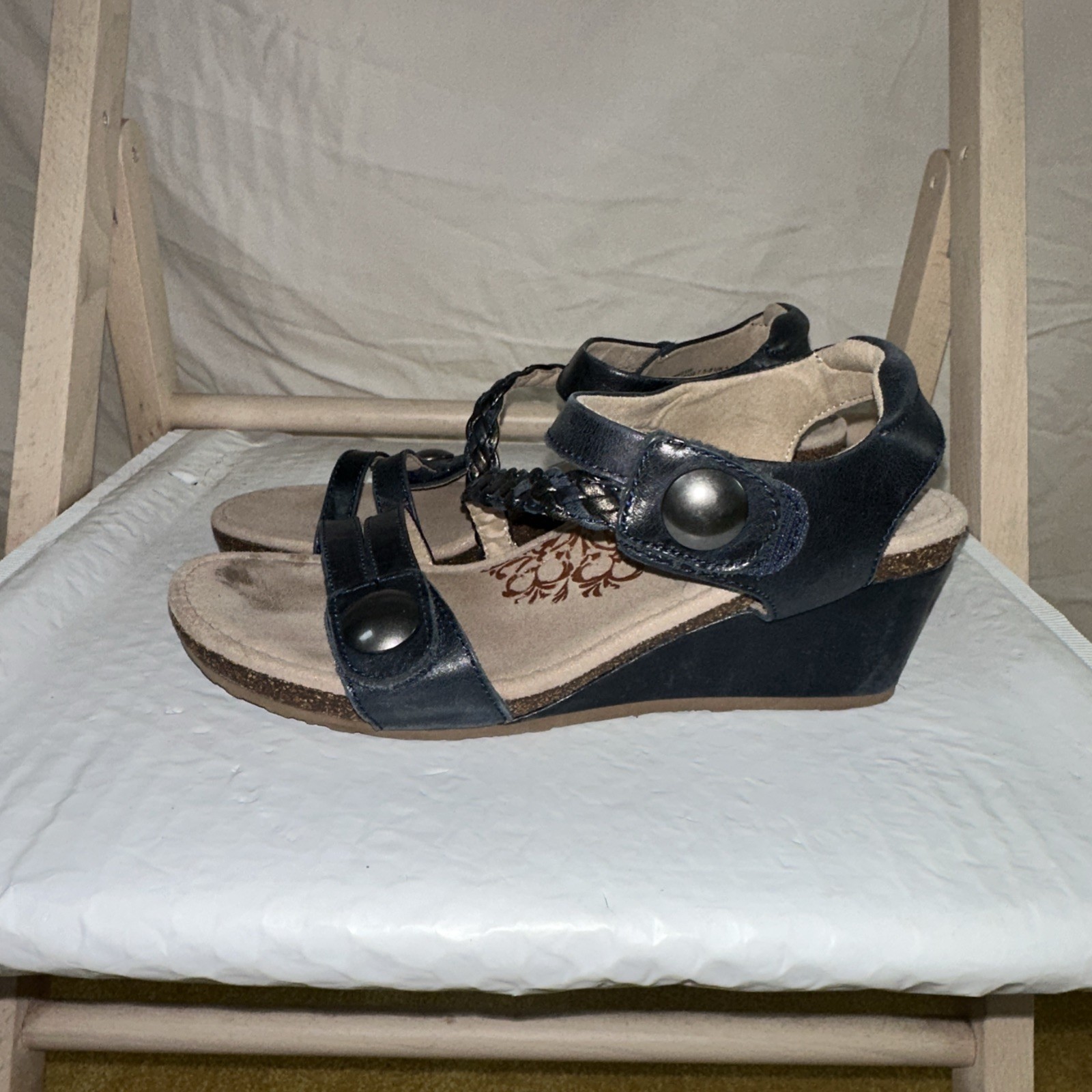 Aetrex Women’s Sandals Blue Wedge Leather Size EU 38 US 7 1/2