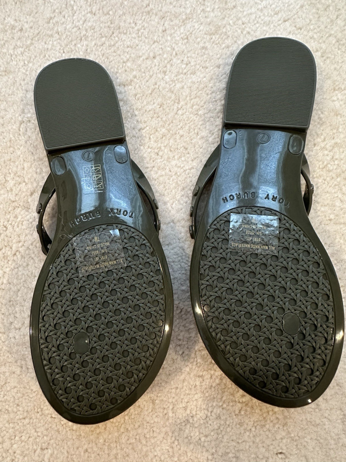 Tory Burch Women’s Studded Jelly Thong Sandals Size 7 Green Color