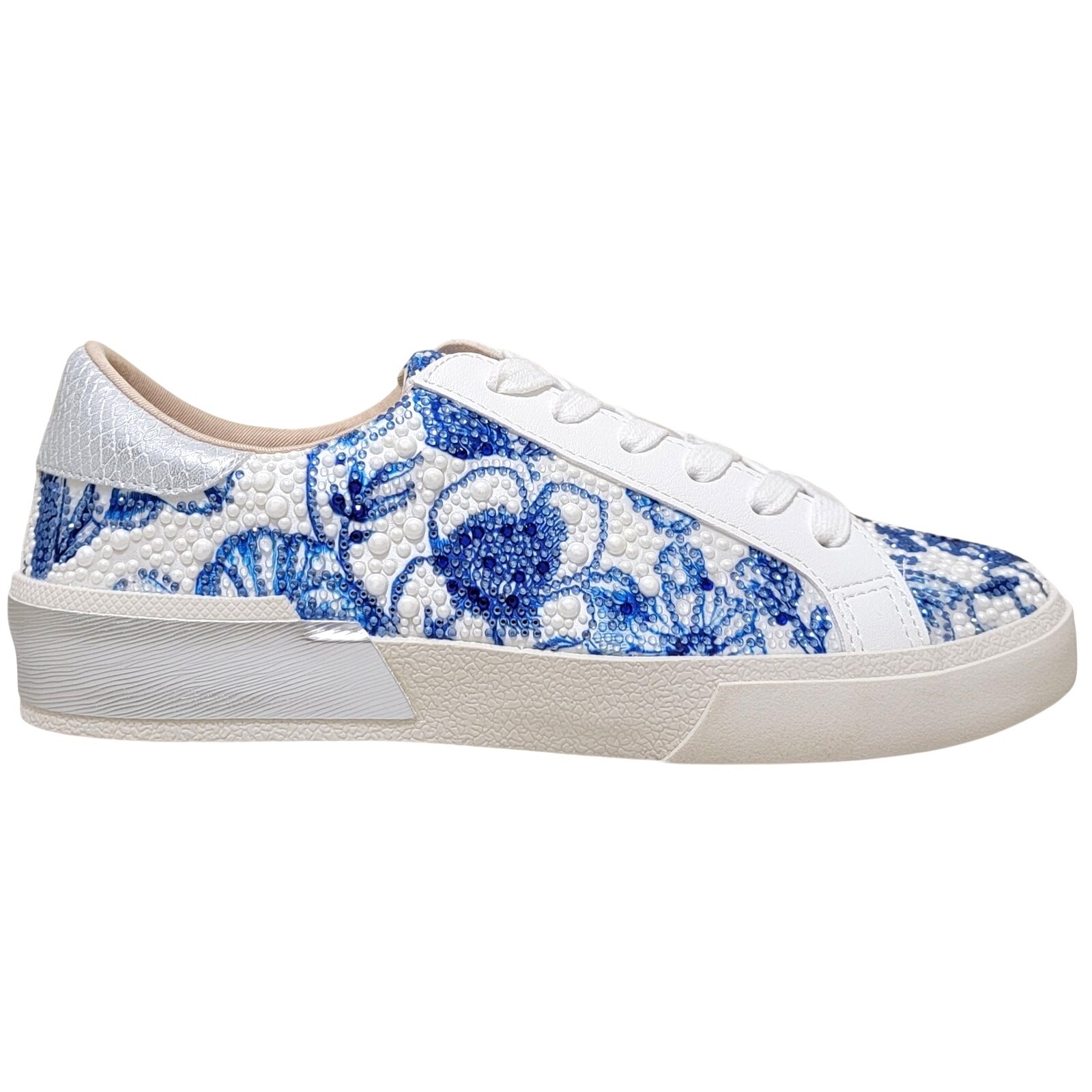 Betsey Johnson Women Damon Sneaker Size US 8M White Blue Floral Rhinestone/Pearl