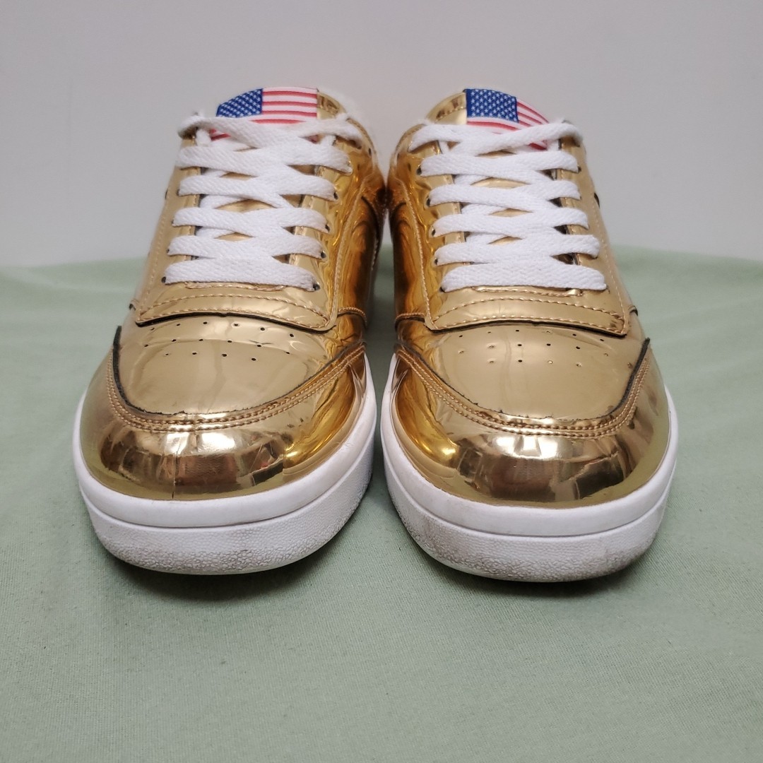 Womens NASA Capsule Shoes Gold Shiny Space Science Sz 7M