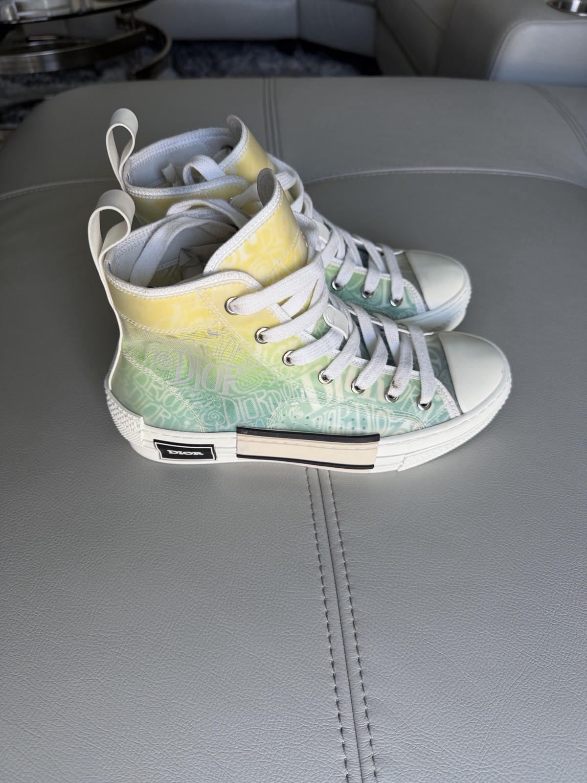 Authentic Christian Dior B23 sneakerShoes Dior limited edition size 36