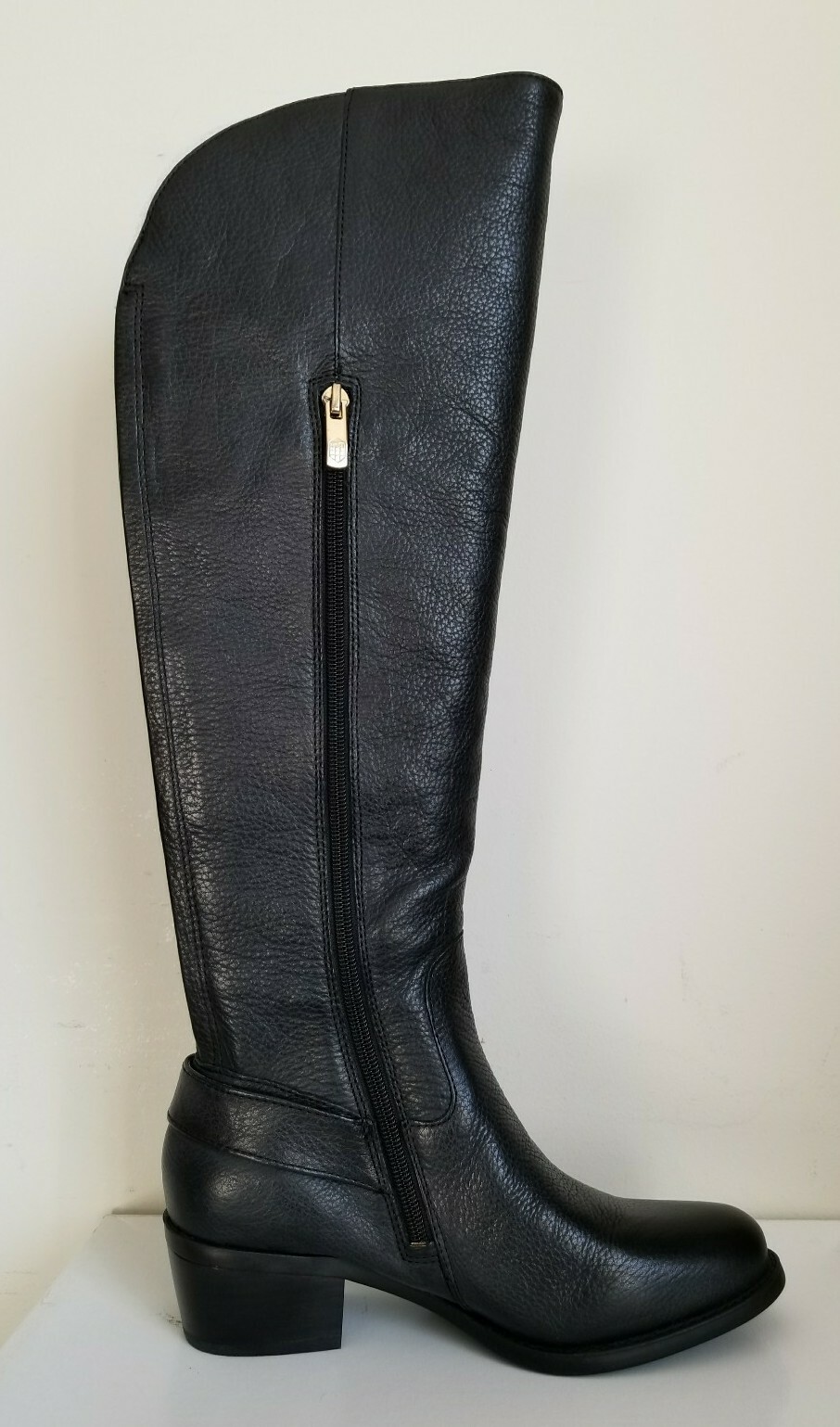 VINCE CAMUTO BEDINA GOLD BUCKLE LOGO TALL RIDING OTK BOOTS US 6.5 I LOVE SHOES