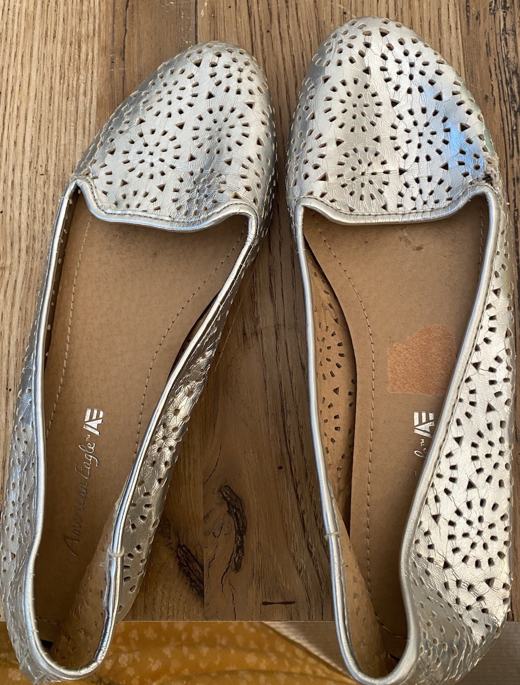 American Eagle Silver Ballet Style Flats Gently Used Size 7 Cute Feminine Summer