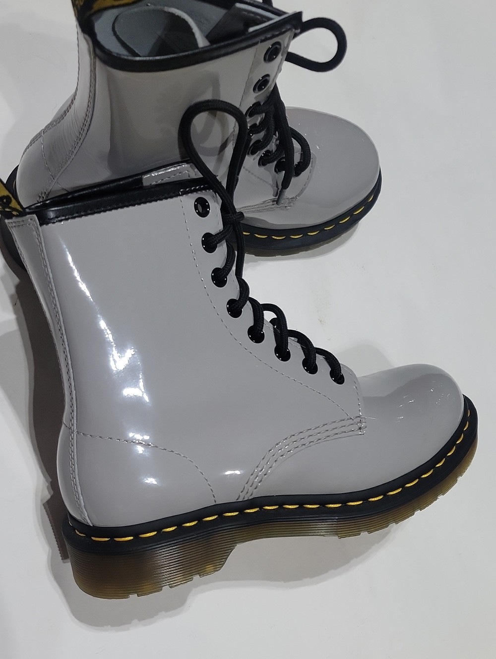 Dr. Martens Glossy Gray Lace-Up Combat Boots – Women’s size 6 New Style #27635