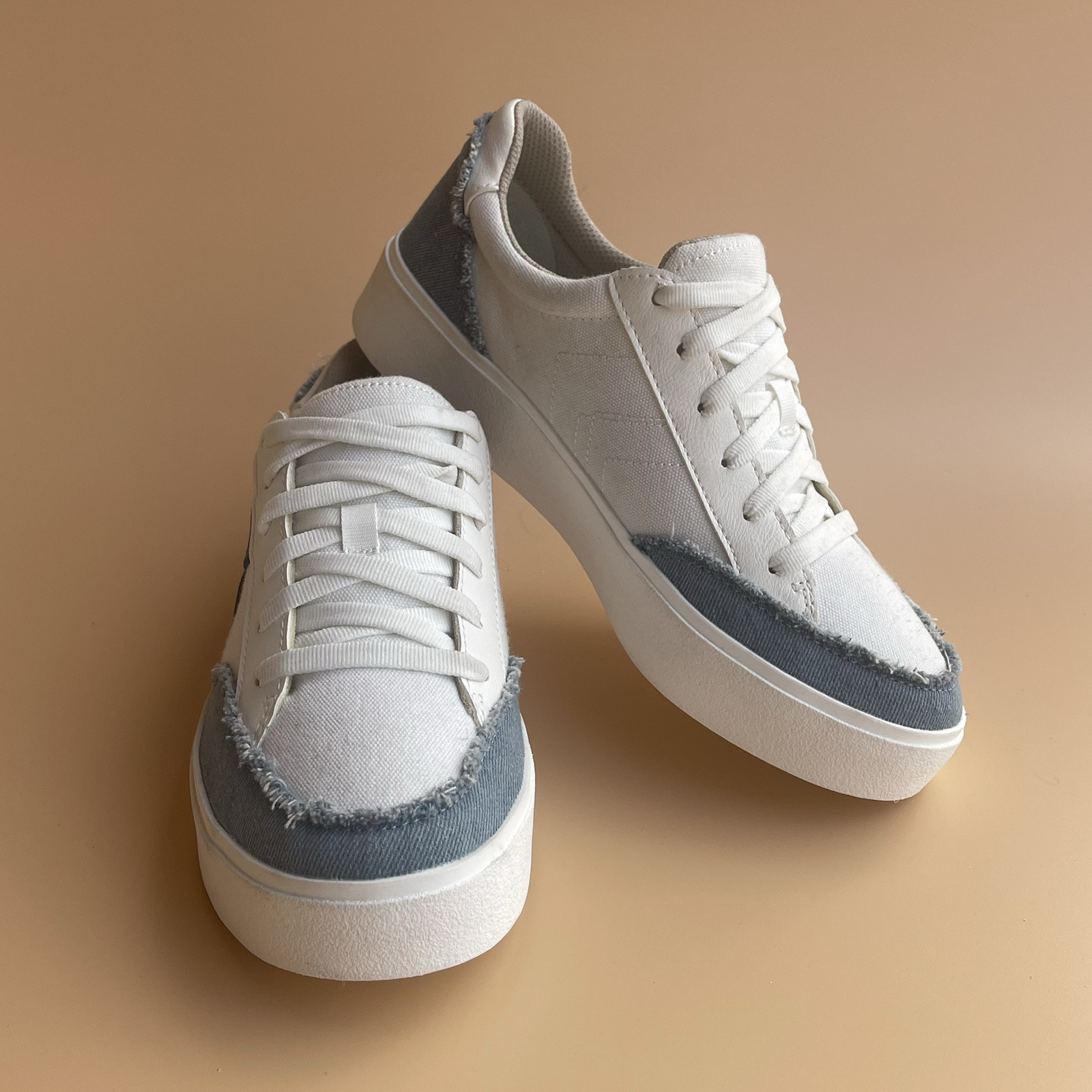 Dr. Scholl’s Shoes Women Madison Lace Oxford White/Blue Sneaker SZ 8M-MSRP $140