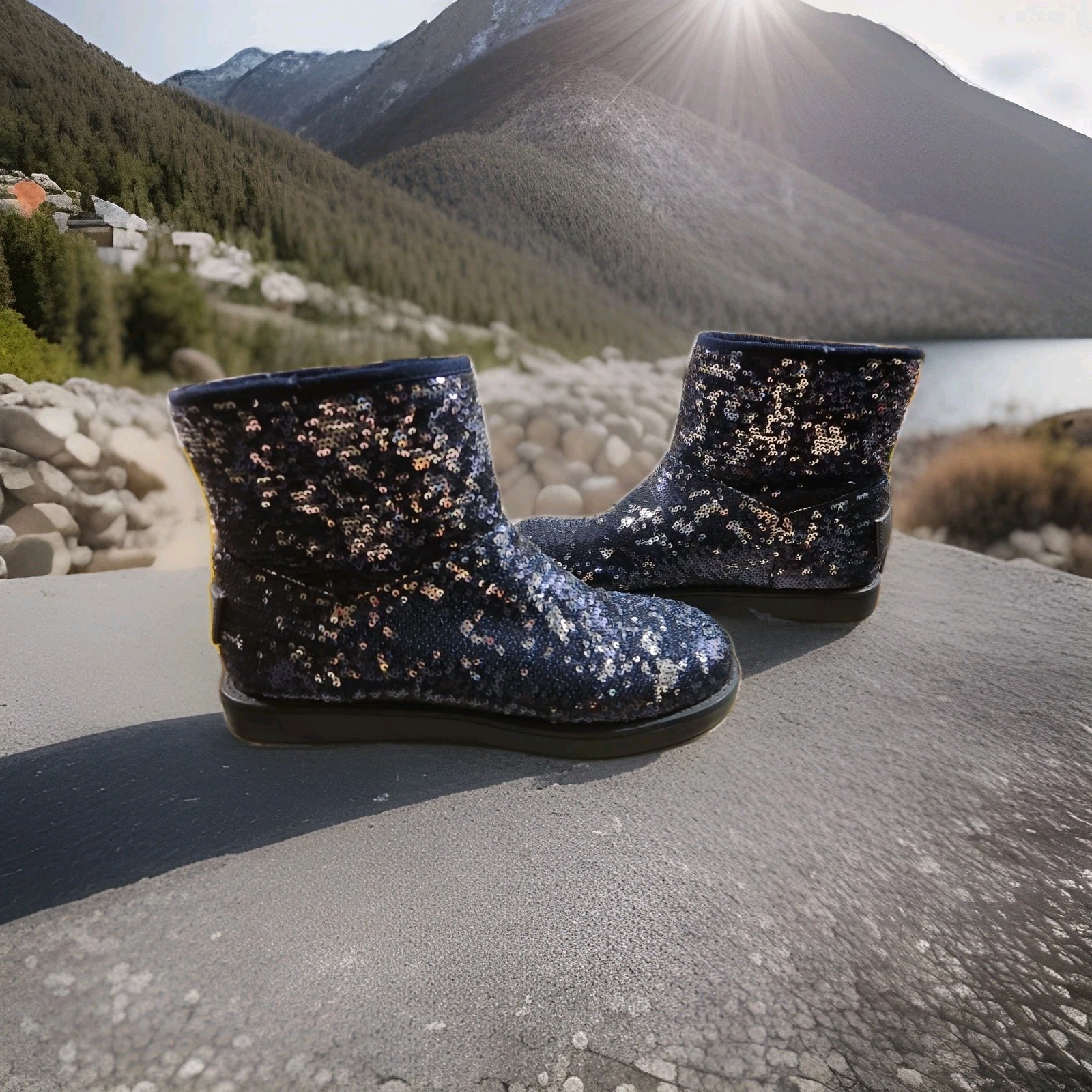 Australian Classic Blue Silver Flip Sequin Boots With Faux Fur Lining Sz 6.5 M
