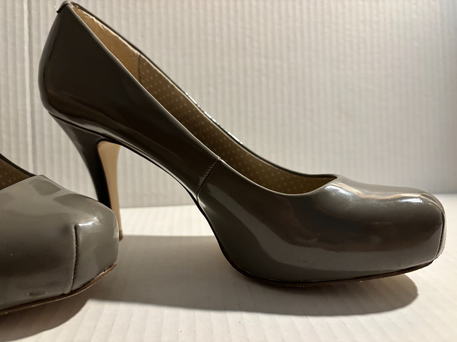 Madden Girl Women Dark Gray High Heel Pumps size 6