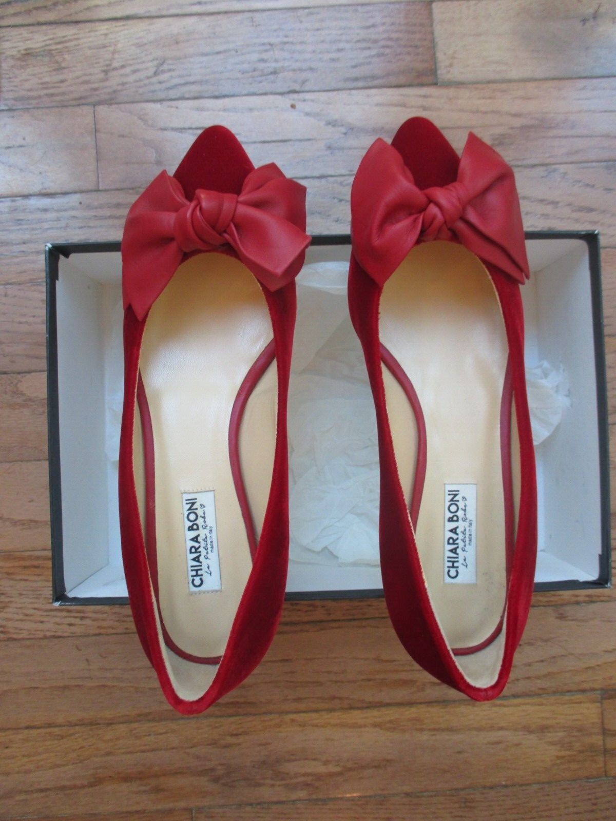NIB Chiara Boni La Petite Robe Red Bow Accent Velvet Ballet Flats 7/37 Italy