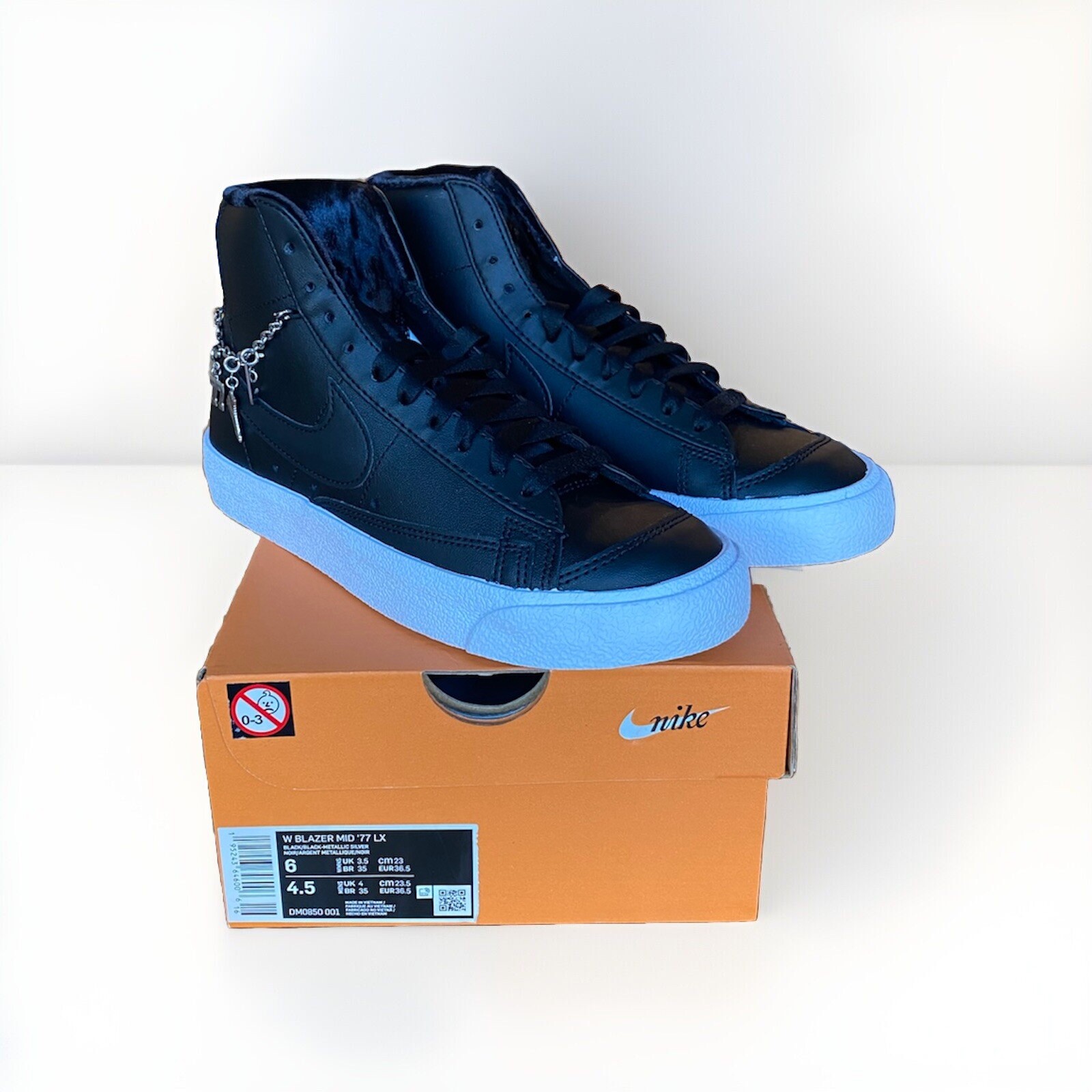 Nike Blazer Mid 77 LX Lucky Charms Black Women’s Size 6 DM0850-001 New w/ Box