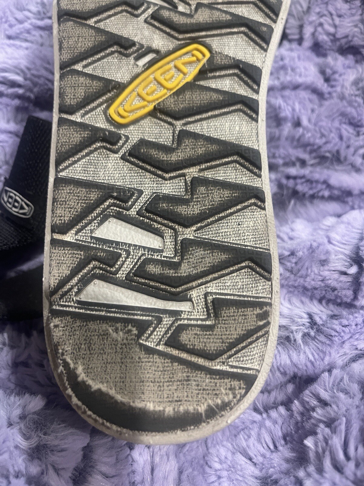 KEEN Elle Backstrap Sandals Women’s Black Travel eco-Friendly Comfort Sz 7.5
