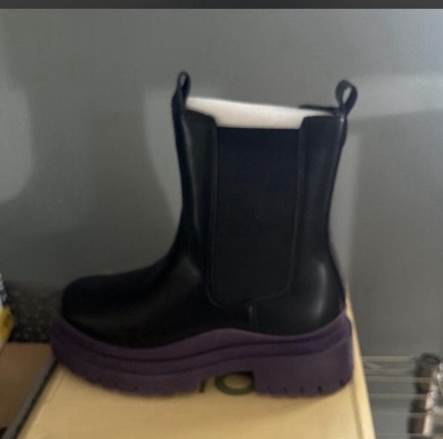 Yoki Women’s Arko-2 Pull On Chelsea Platform Boots Black Size 6 M US