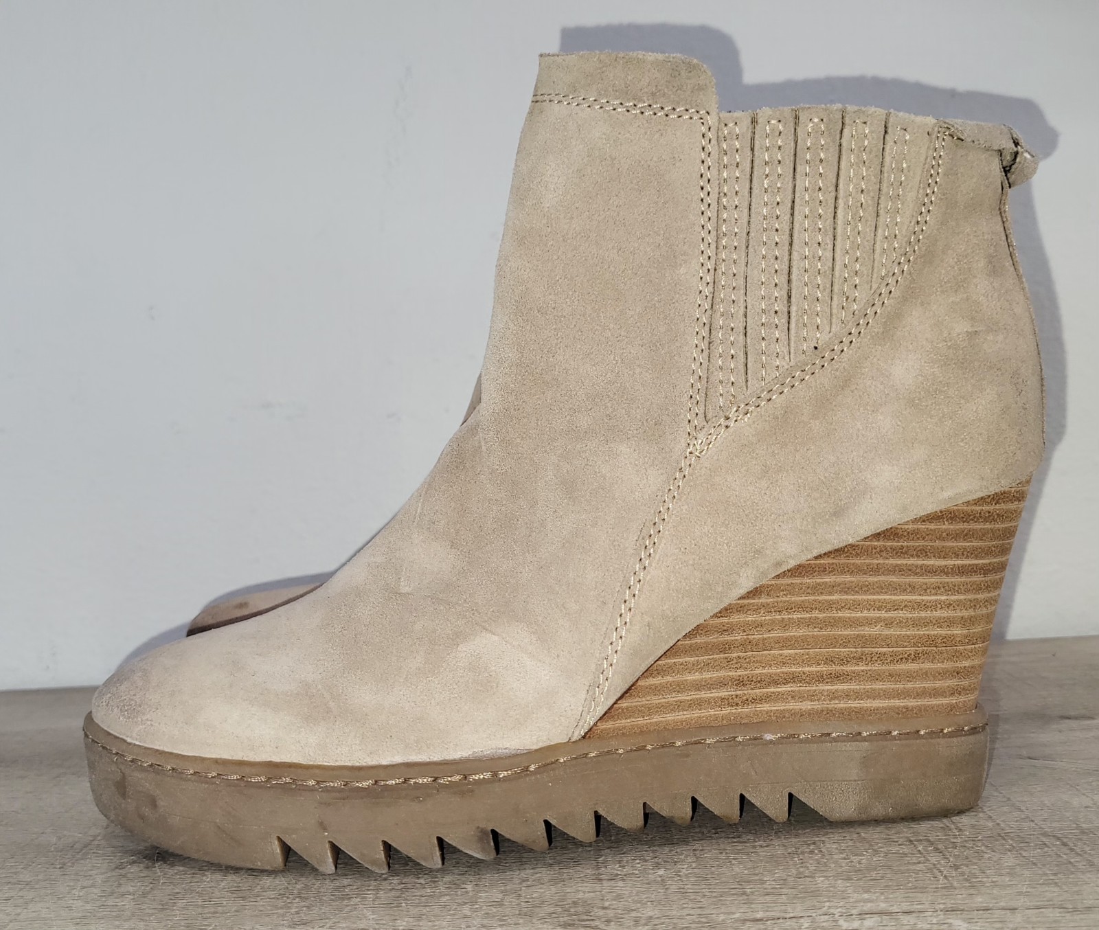 Sofft Taupe Brown Gray Suede Ankle Wedge Boots Shoes Womens Size US 9.5 M