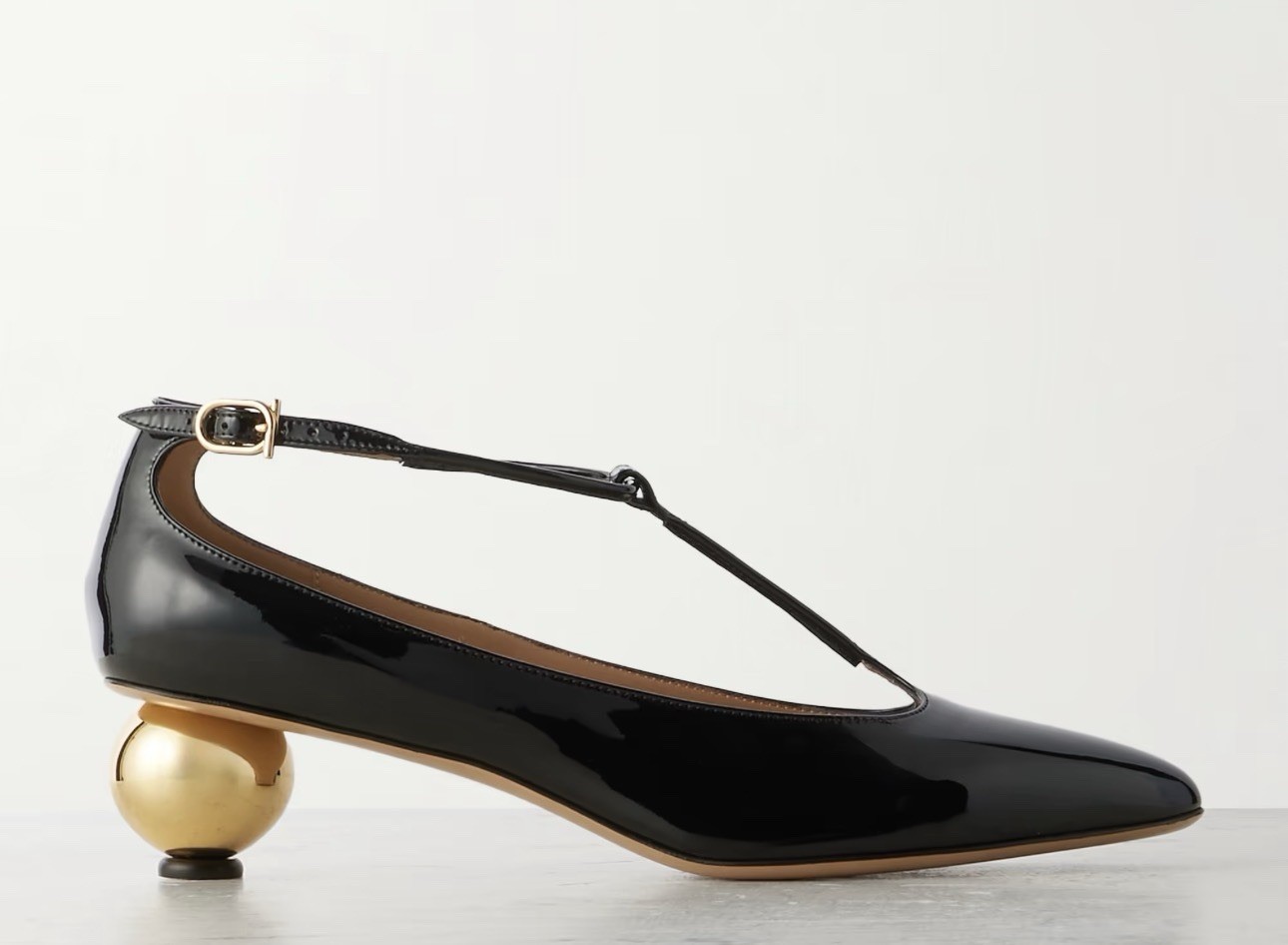 Ferragamo Tania T-Strap Pump size 36.5