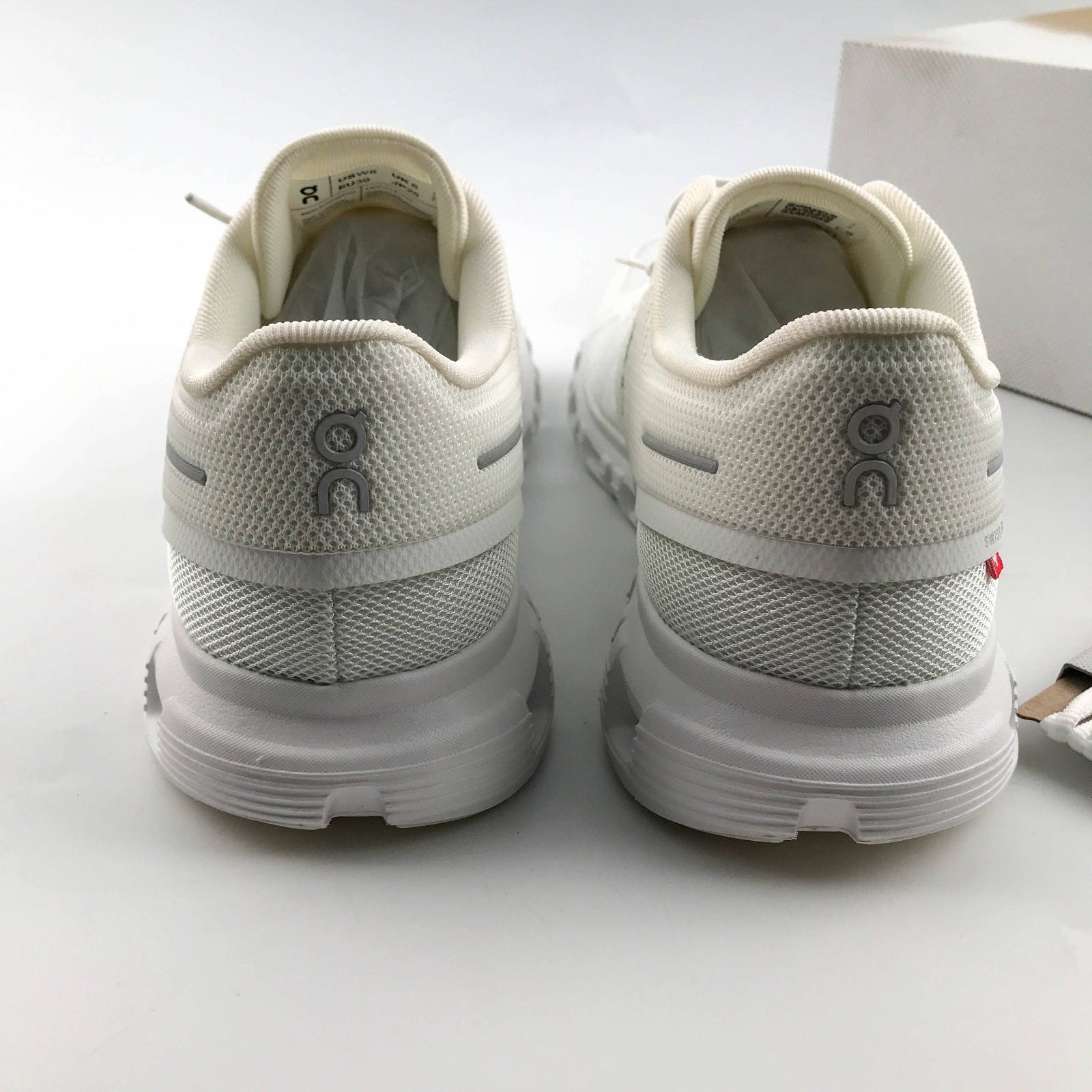 ON Cloud 6 White Women’s Athletic Support Cushioned Waterproof Sneakers US 6–9