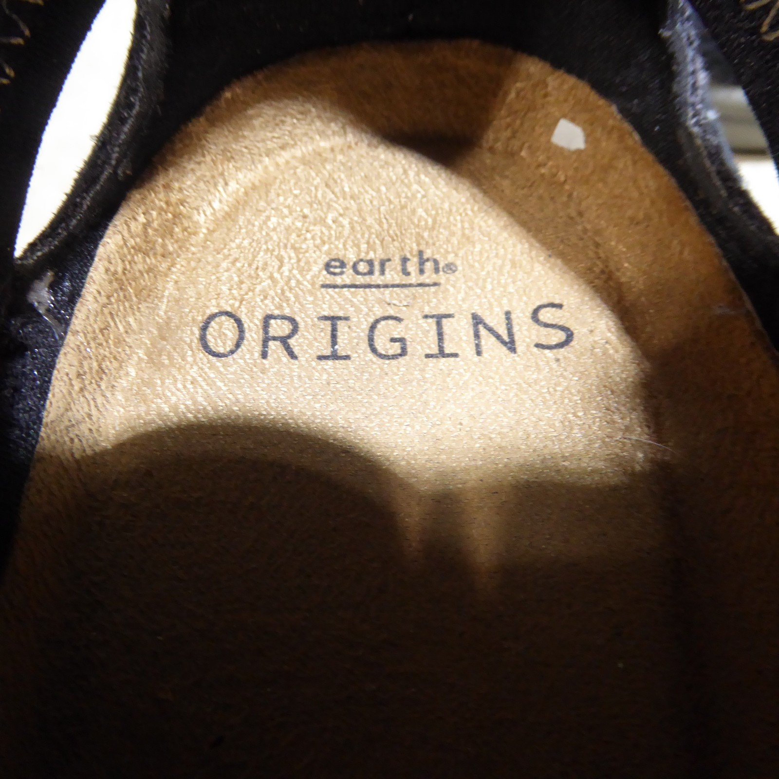 🩰 Earth Origins Strappy Mary Janes 8.5 M Black Leather; Stitched Details